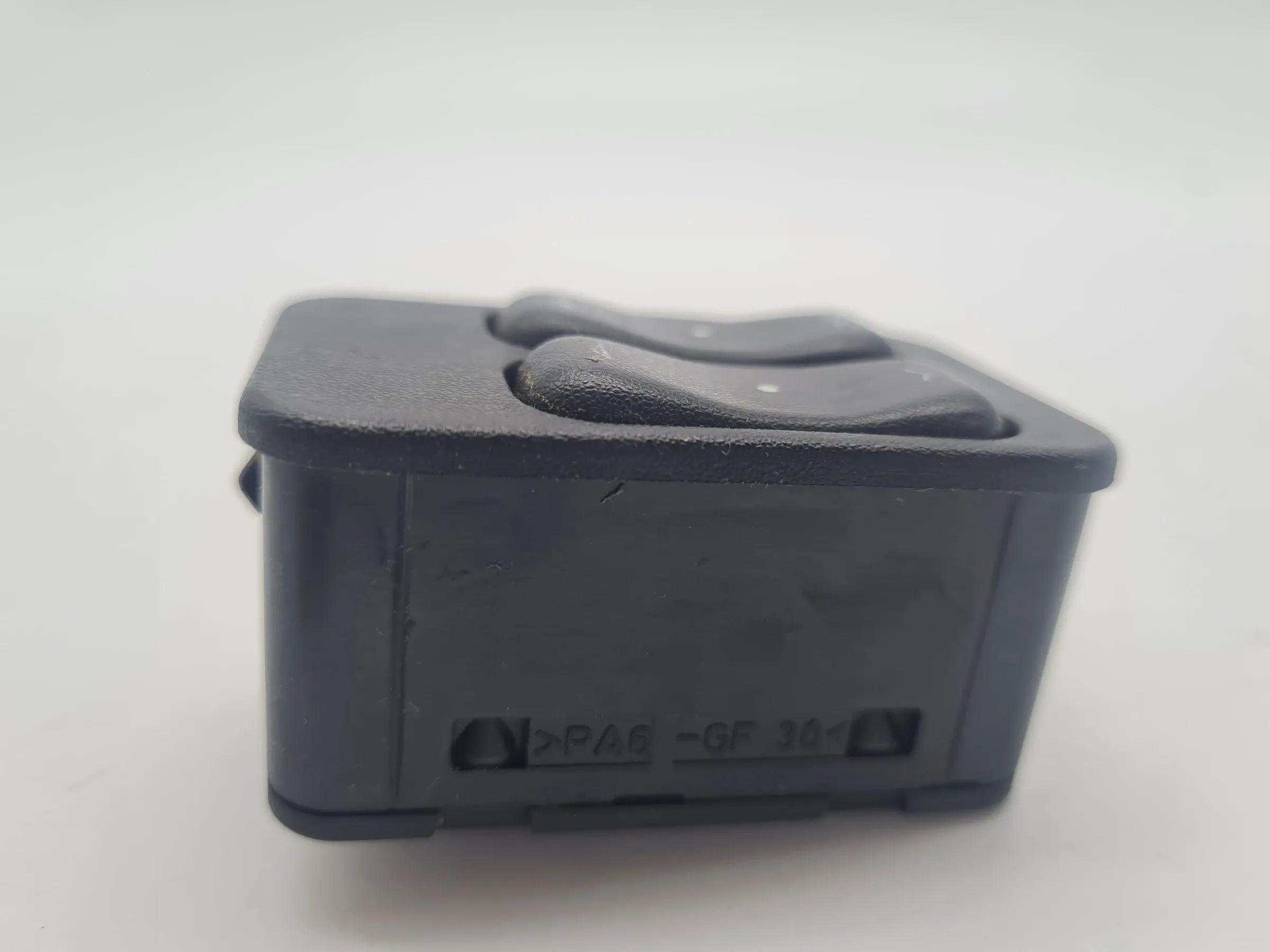 Original Opel Astra G (T98) Fensterheberschalter Knopf Links Vorne 90561086