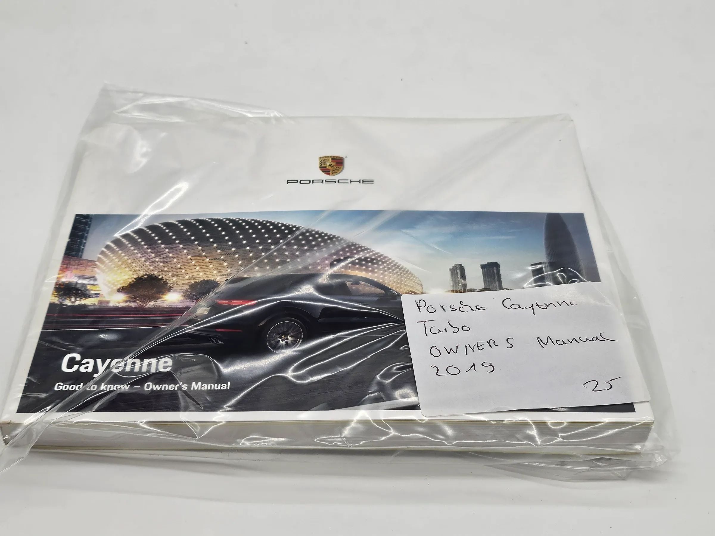 Original Porsche Cayenne 9Y Betriebsanleitung  2019 WKD9Y0042119 englisch