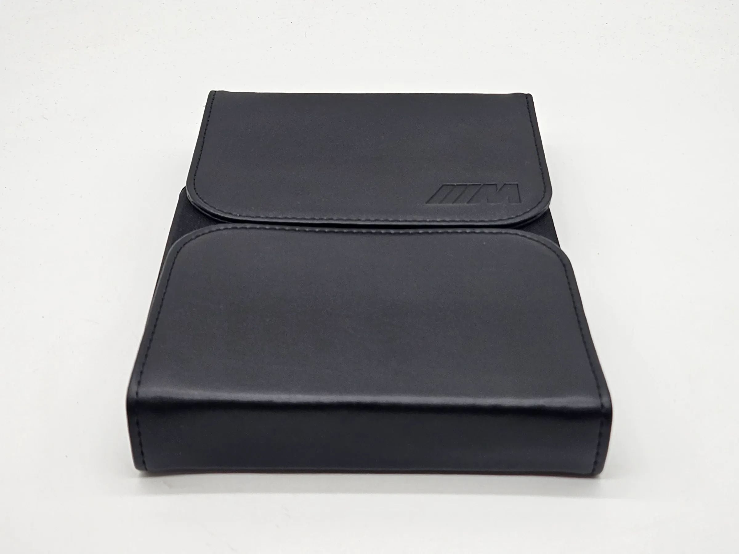 Original BMW M3 F80 , M4 F82   M-  Bordmappe Leder schwarz