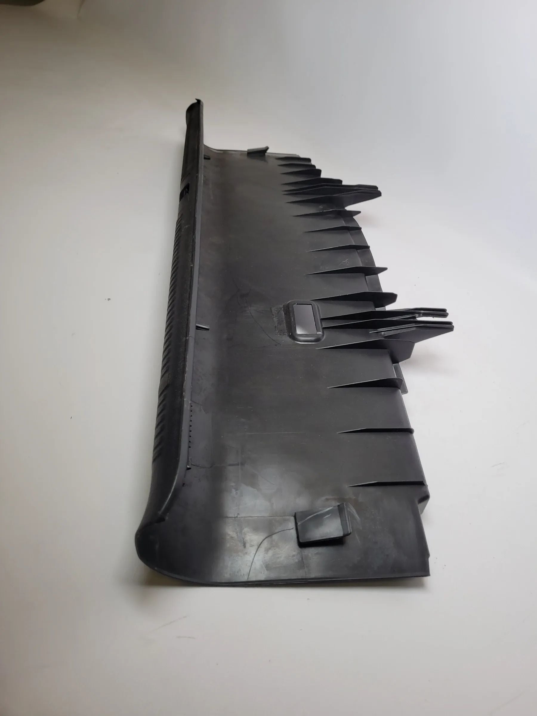 Original Audi A4 (8E/B6/B7) Kofferraumverkleidung 8E5863471