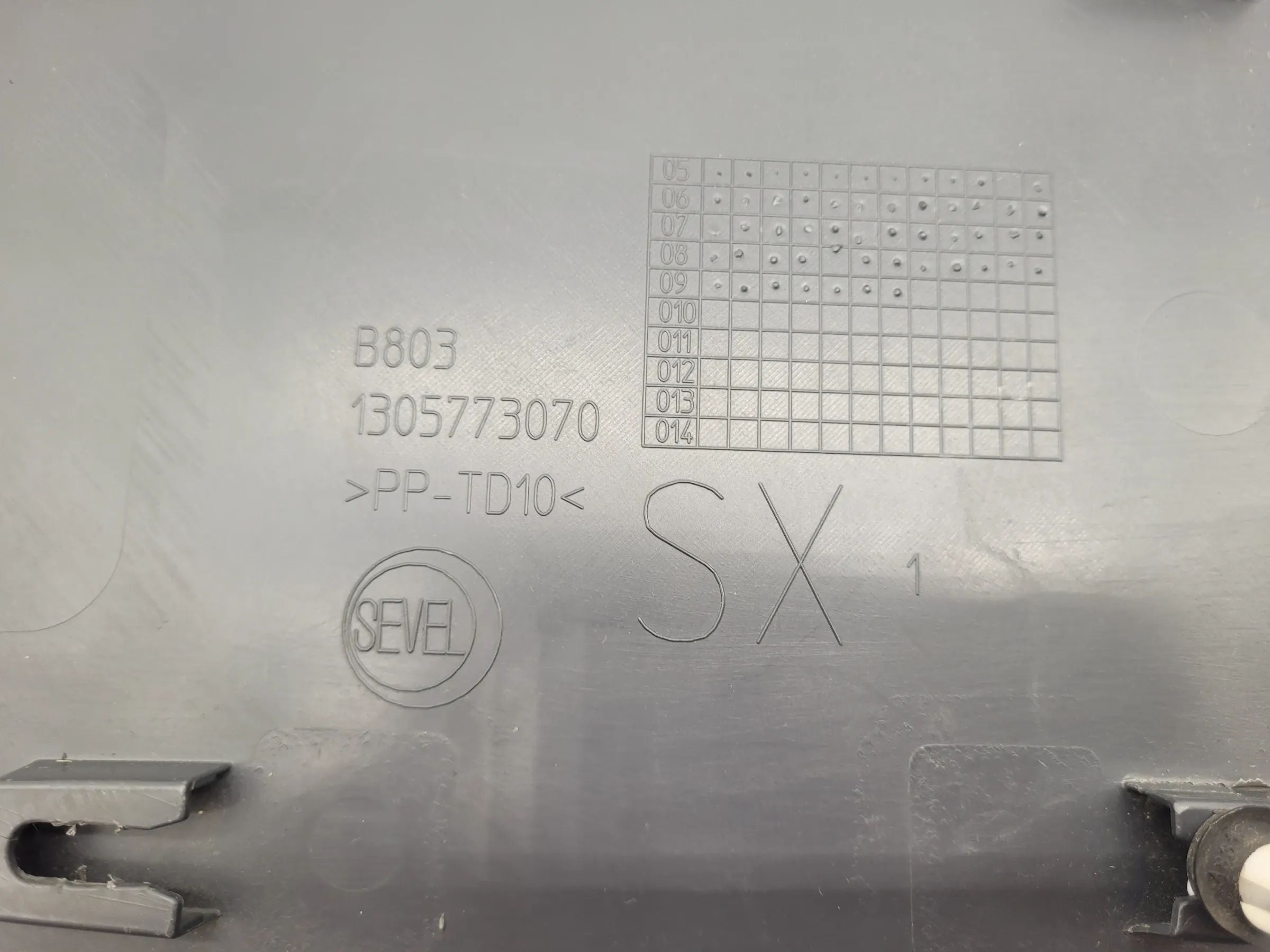 Original Fiat Ducato C.-Jumper P.-Boxer Zierleisten Vorne Links SX 1305773070