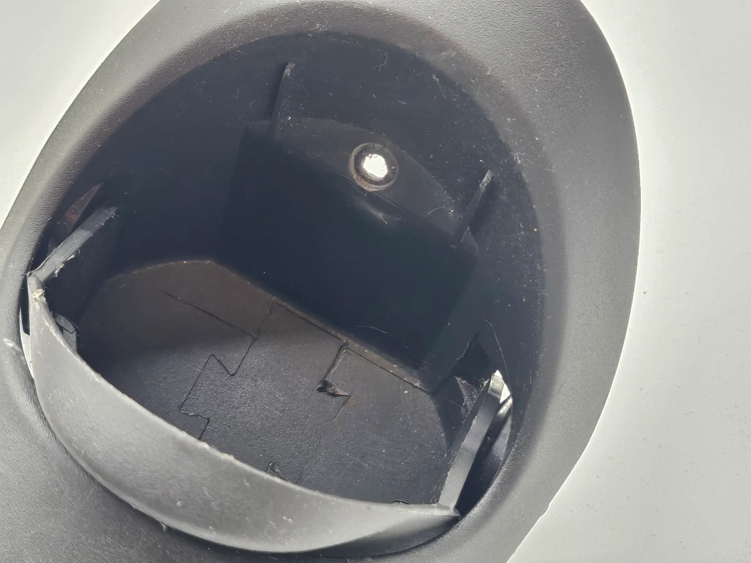 Original Fiat Punto 188 Aschenbecher Ascher ohne Einsatz 225097