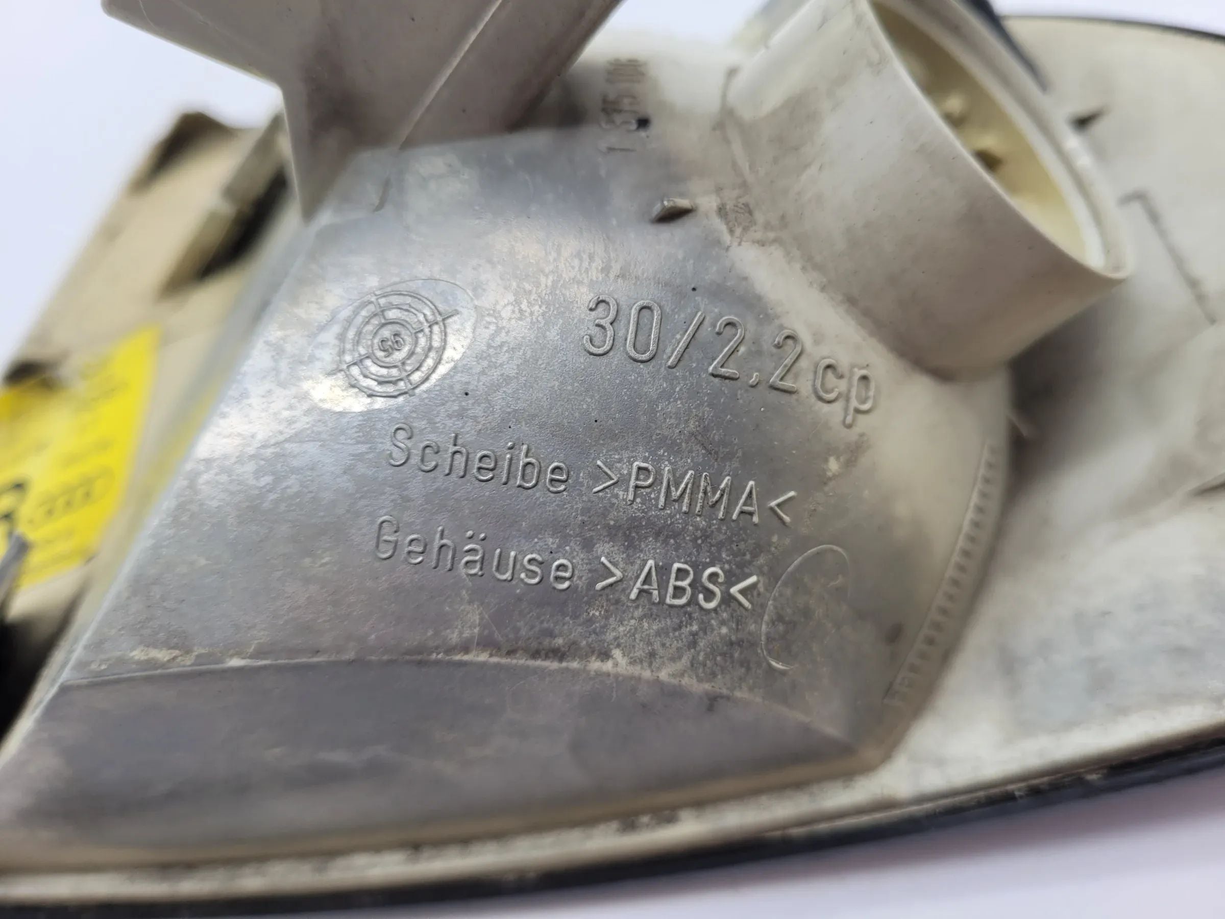 Original Audi A4 (8D2/8D5/B5) Scheinwerfer Blinker Rechts 8D0953050A