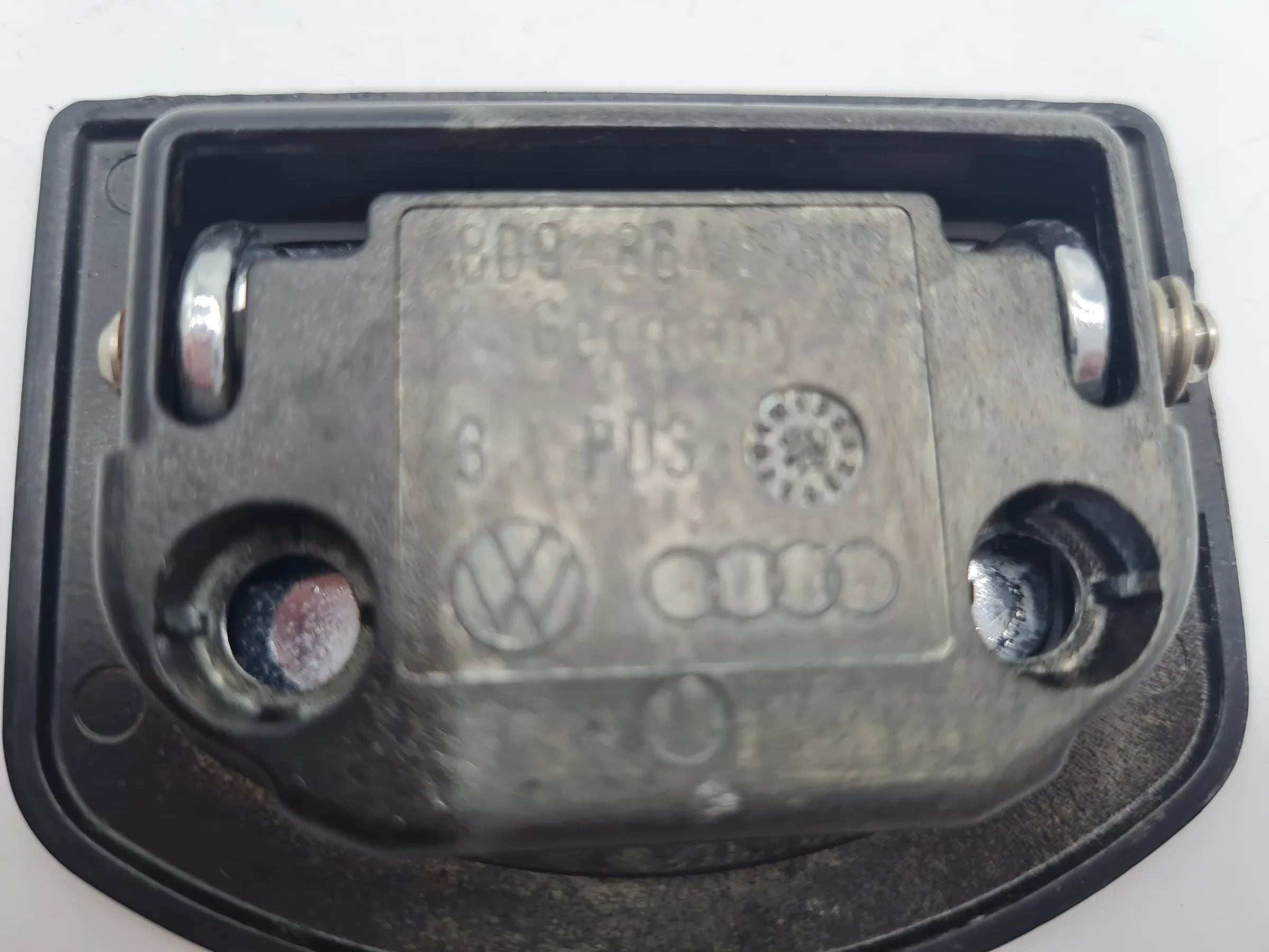 Original Audi A3 (8L1) Festspannöse Verzurröse Gepäcköse 8D9864203