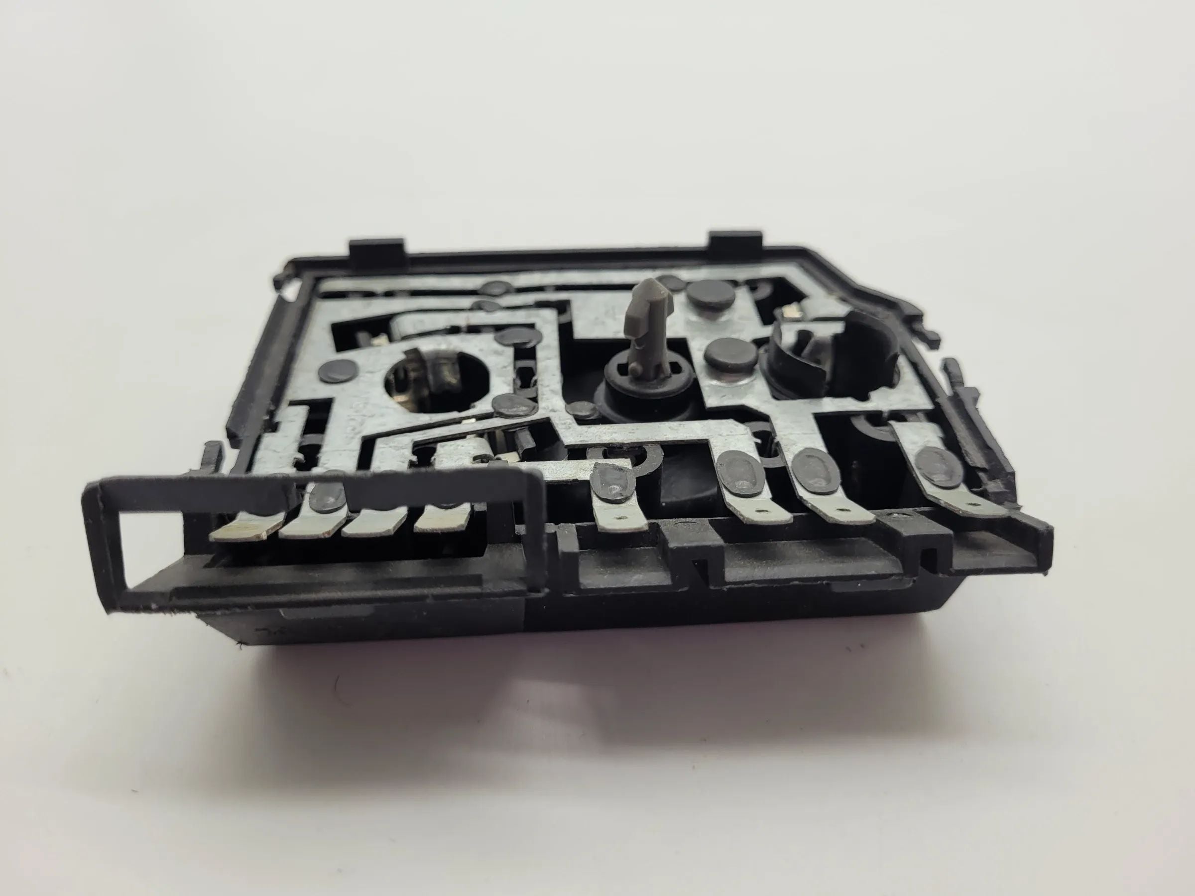 Original Audi A80 Rückleuchte / Rücklicht Lampenträger Rechts 29.63.22.01