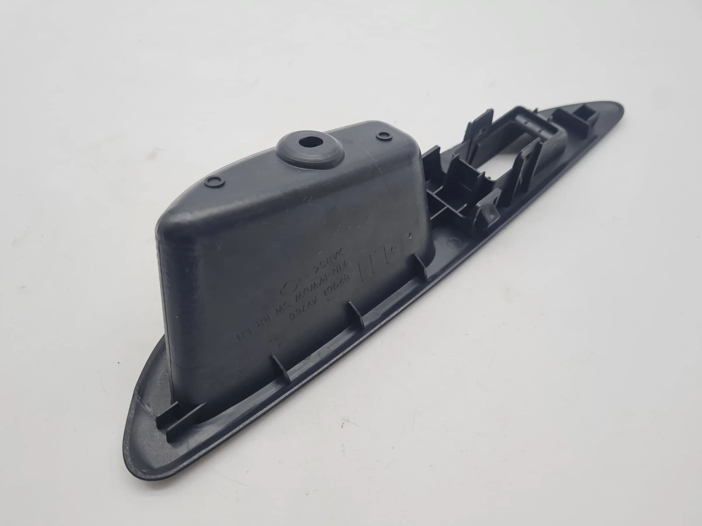 Original Nissan Primera P12 Türgriffschale Abdeckung Hinten Links 82961