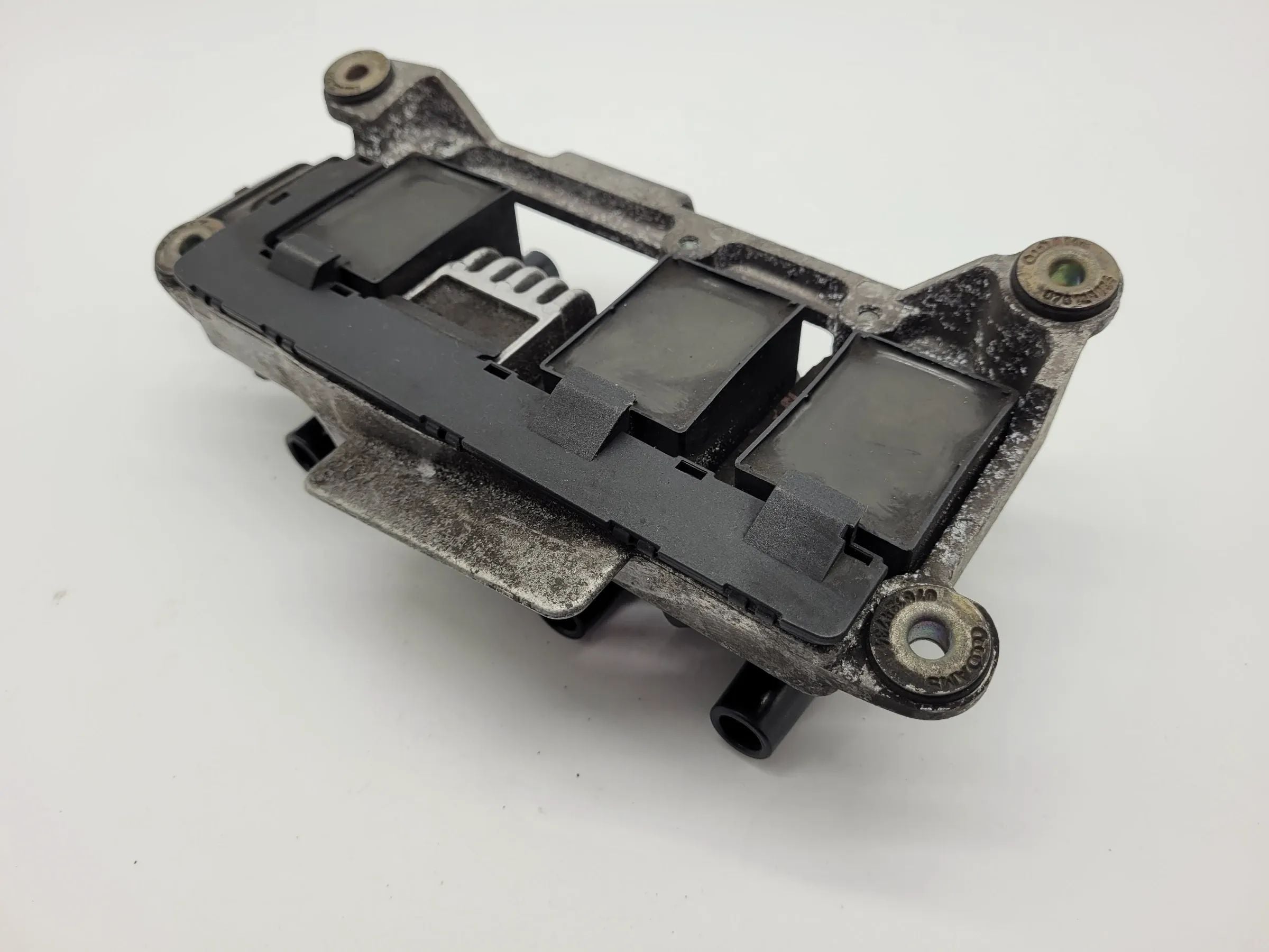 Original Audi A4/A6 VW Passat Zündspule 078905104