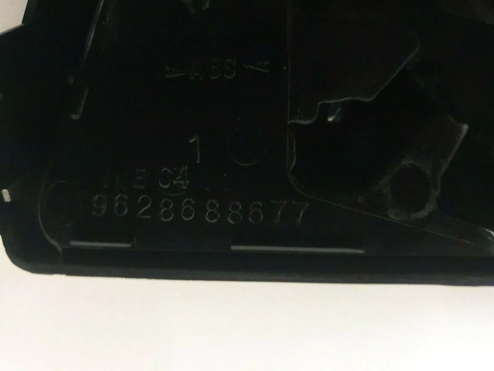 Original front trim emblem front 9628688677 PEUGEOT 206 CC (2D) 1.6 