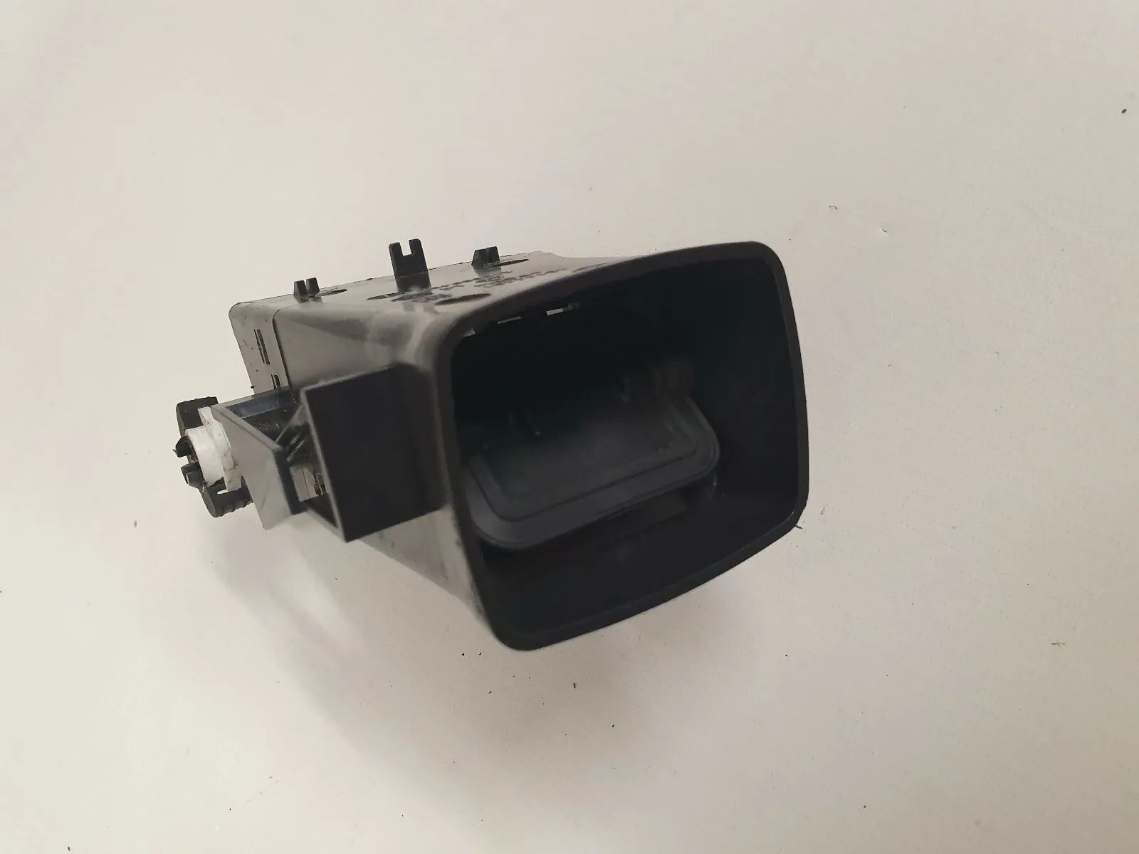 असली ओपेल Zafira B Mitte बाएं एयर वेंट ग्रिल 13144401