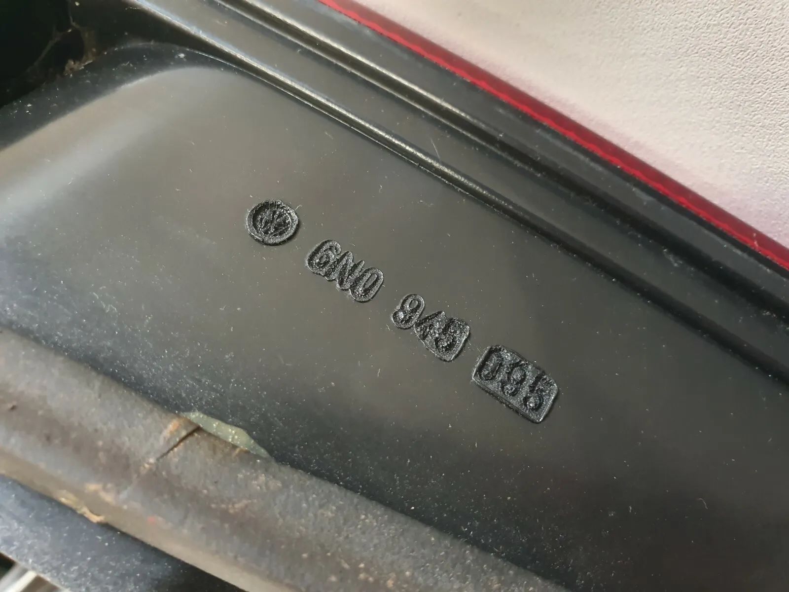 Задний фонарь левый 6N0945095 VW ПОЛО (6N1) 1.7 SDI K7