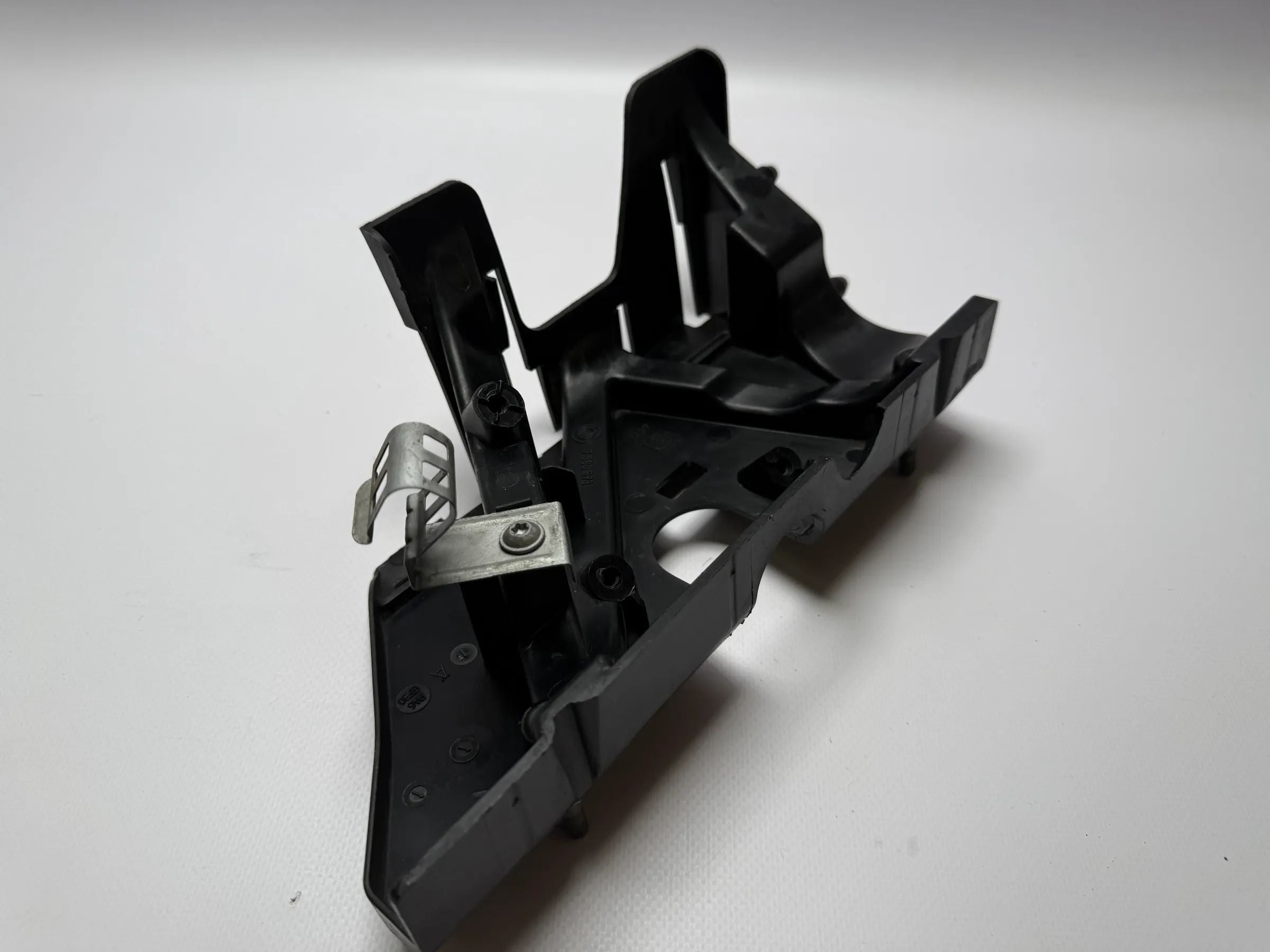 Originale BMW 3 Serie E46 316i N42 Supporto Collettore Aspirazione 7500673