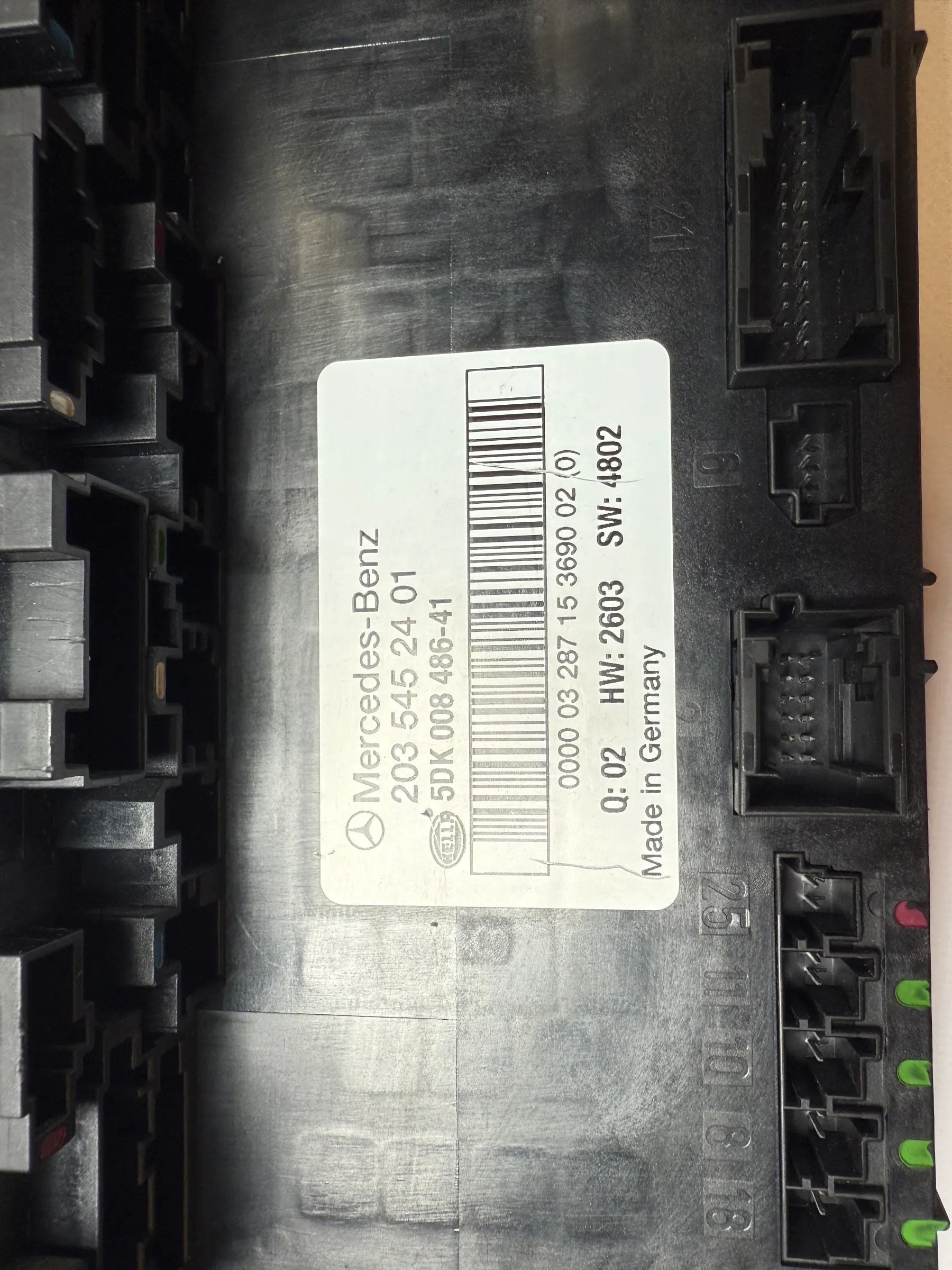 Caixa de Fusíveis Original Mercedes-Benz C-Klasse W203 Módulo SAM A2035452401