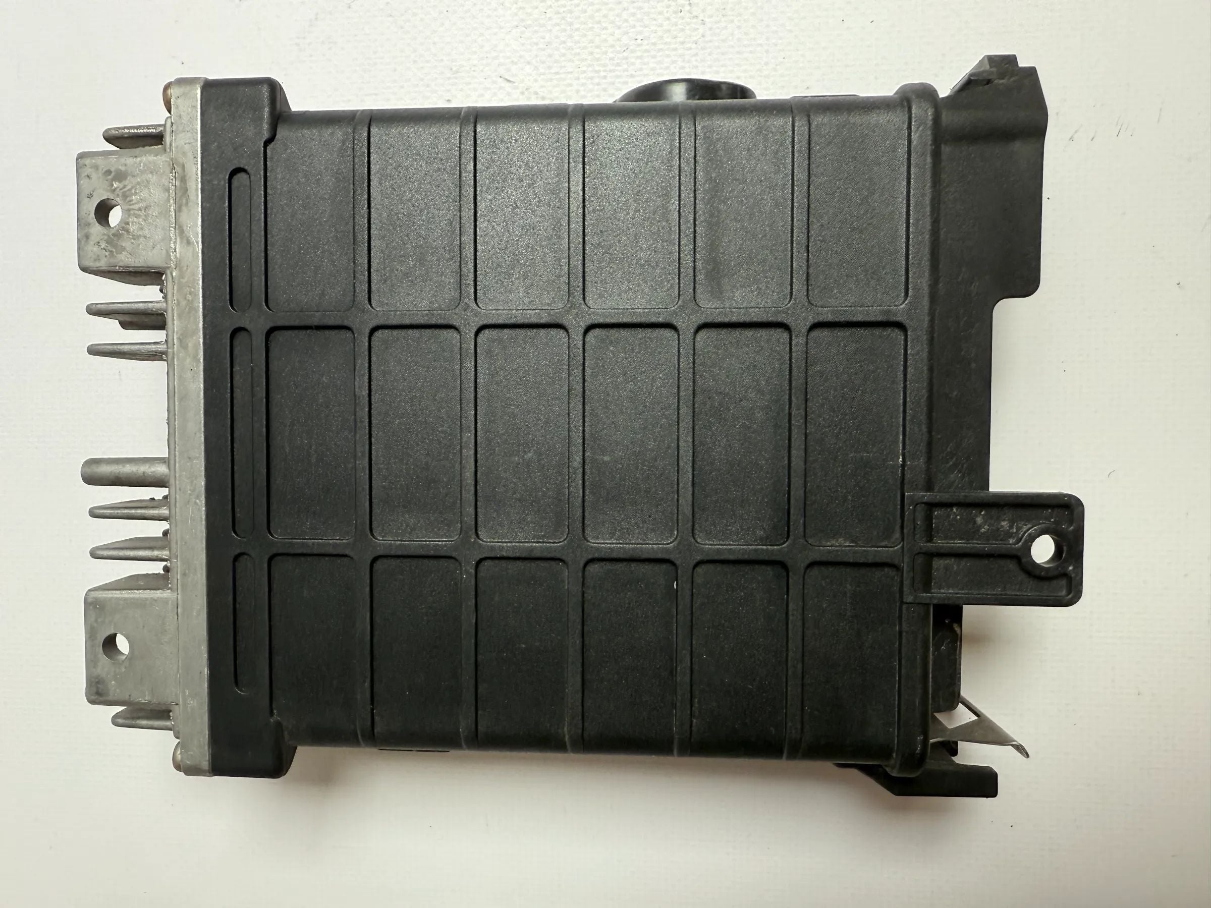 Original VW Passat 35i 1.8 Engine Control Unit ECU 0261200271 / 443907311D 