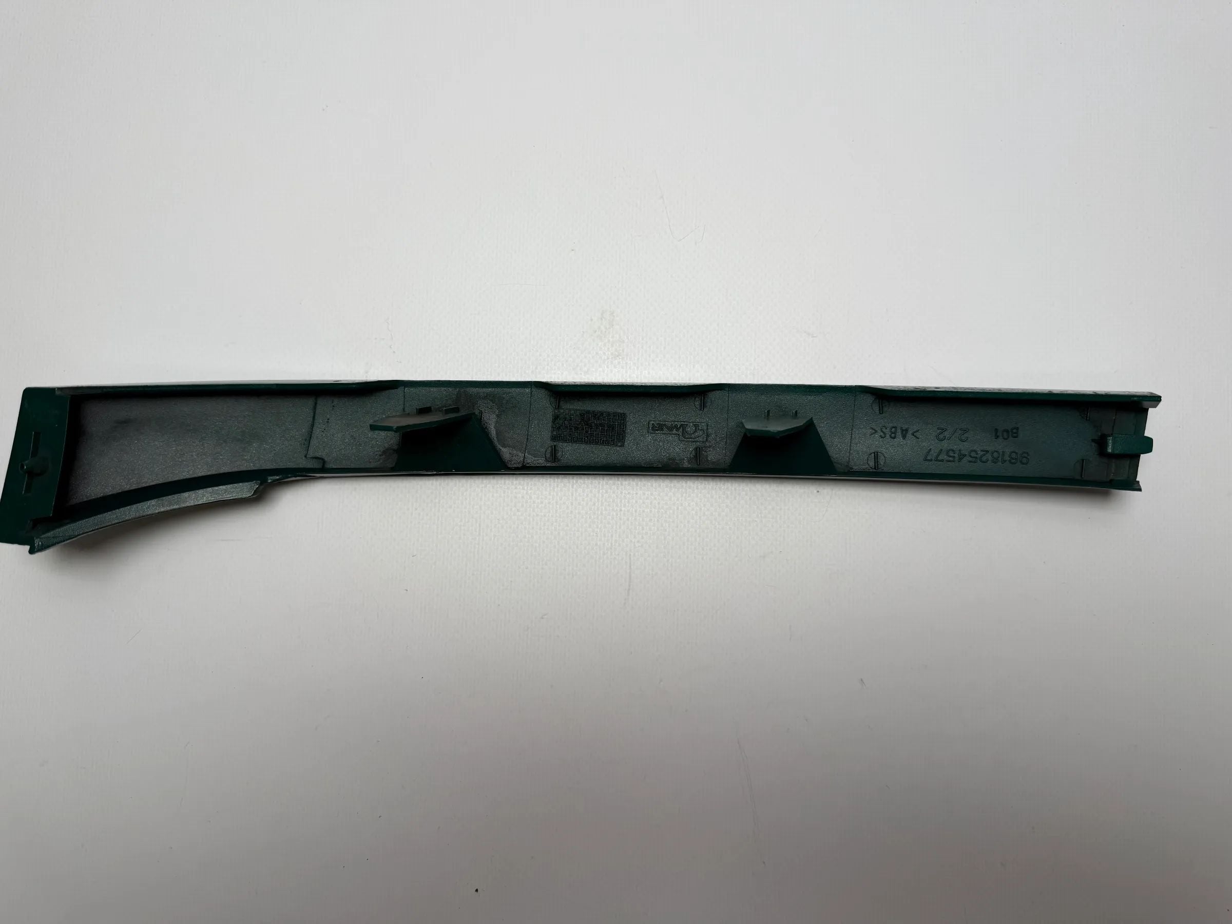 Originele CITROEN Berlingo PEUGEOT Partner Koplamplijst Groen 9618254577