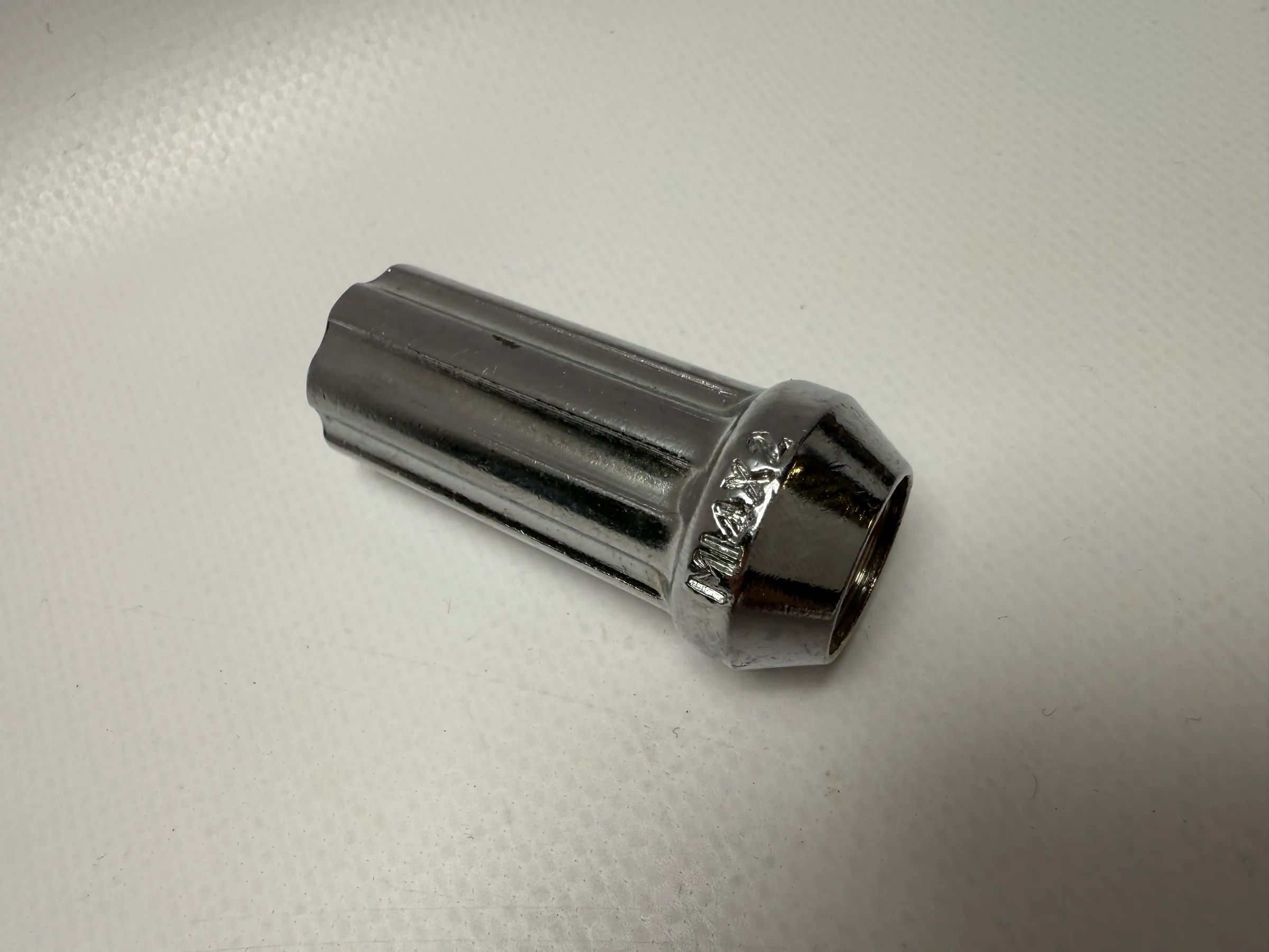 Original Ford  F-150 Raptor / Transit Radmutter M14X2