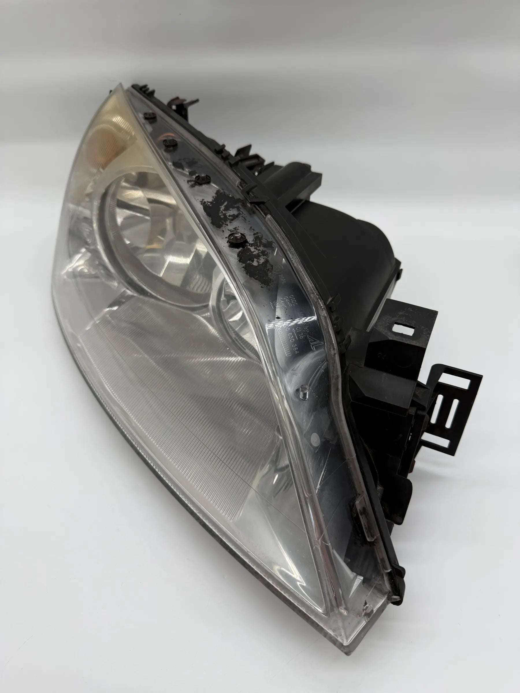 Original headlight Ford Mondeo III Mk3 1S7113005AK Right 