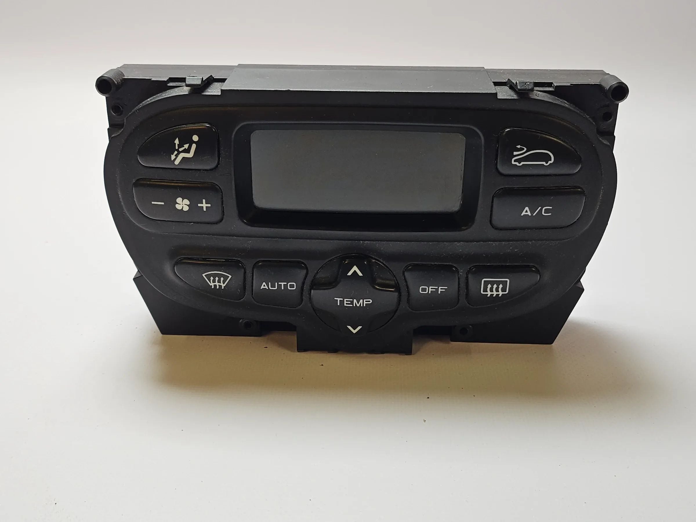 Orig. Citroen Xsara Picasso Bj04 Bosch  Klimabedienteil 96514030XT F011500007