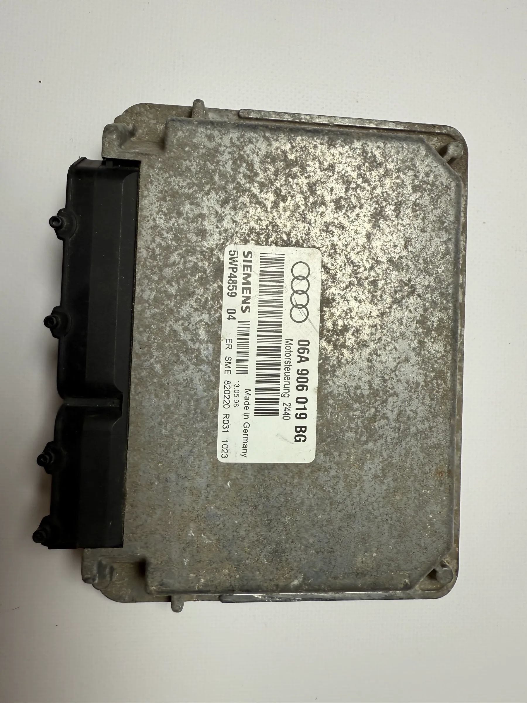 Oryginalna jednostka sterująca silnikiem Audi A3 8L rocznik 99 Siemens 06A906019BG 5WP485904