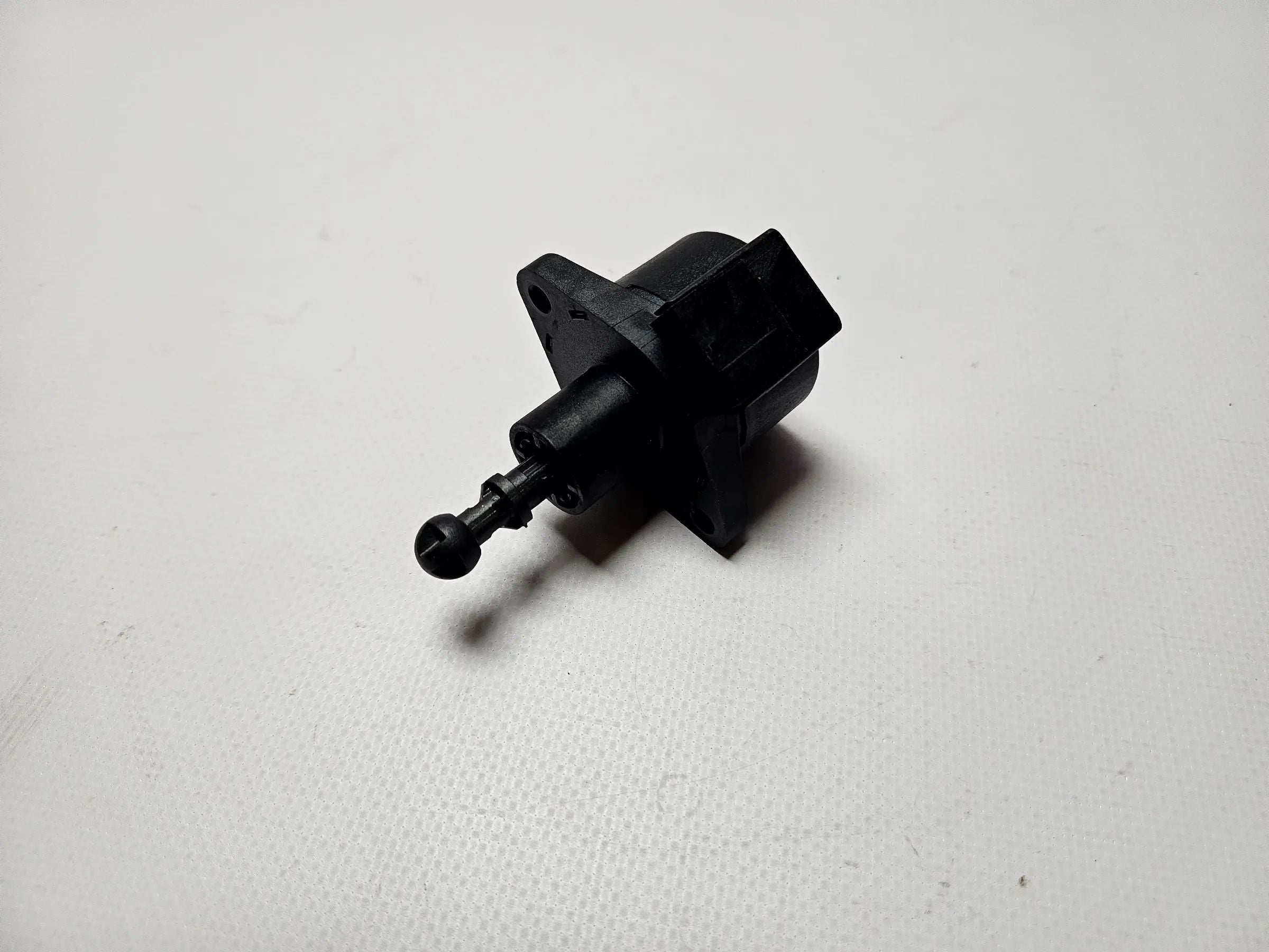 Audi A6 S6 A8 Xenon Headlight Actuator LWR Headlight Motor 734857 -03 HELLA 