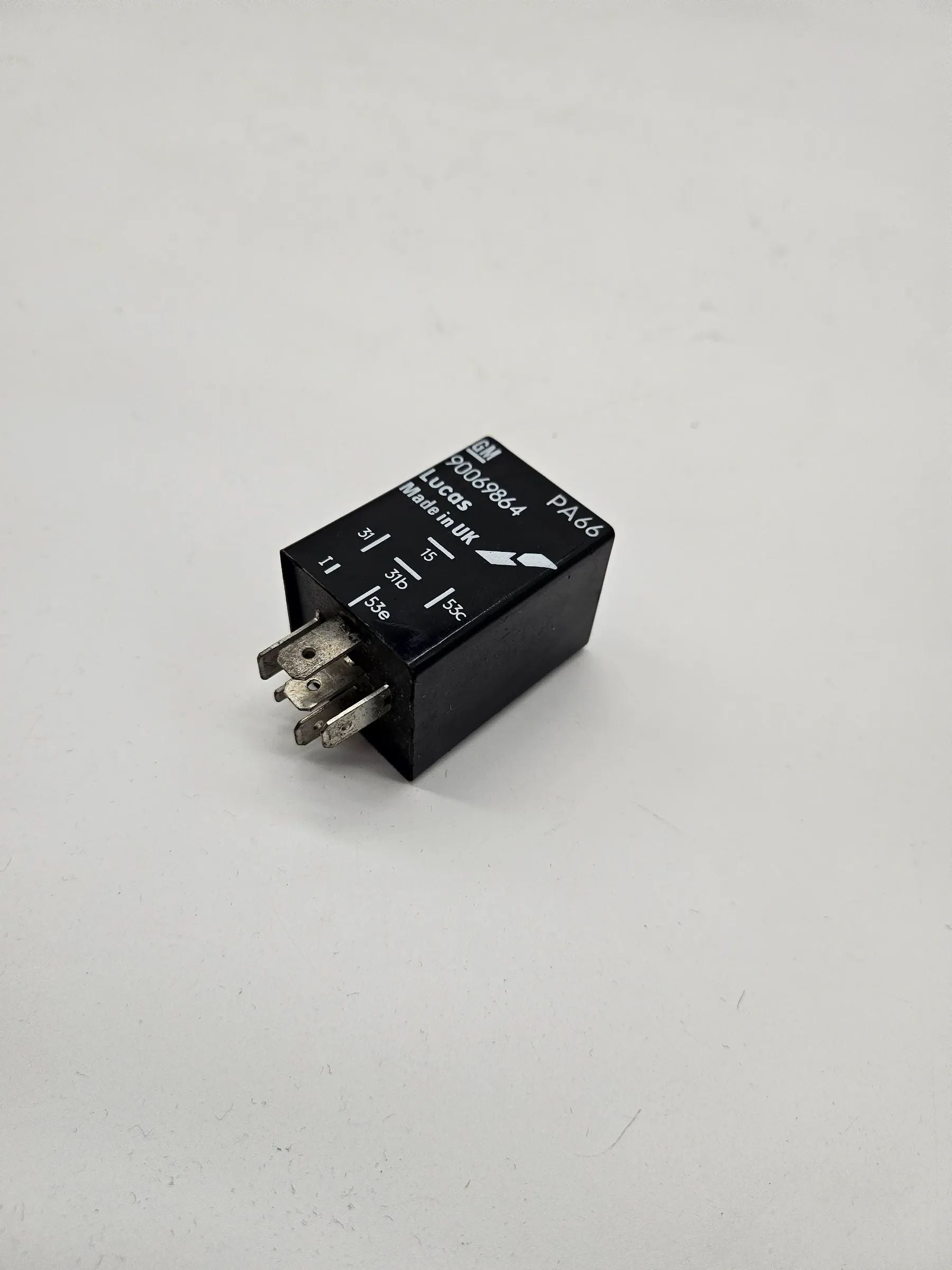 Relais d'essuie-glace Opel Corsa B Astra Agila A 90069864