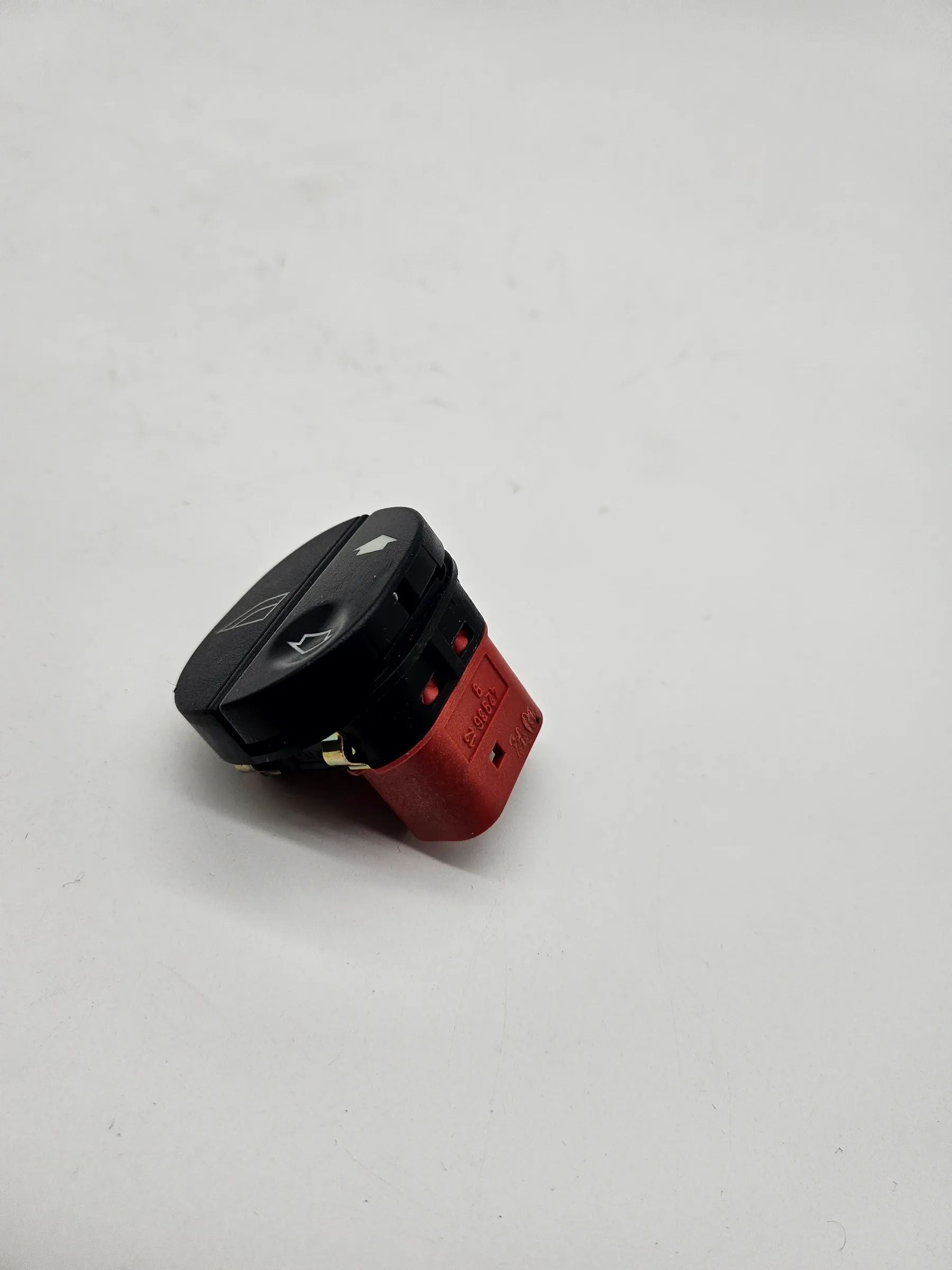 純正 FORD フィエスタ JH1 96FG14529AC パワーウインドウスイッチ