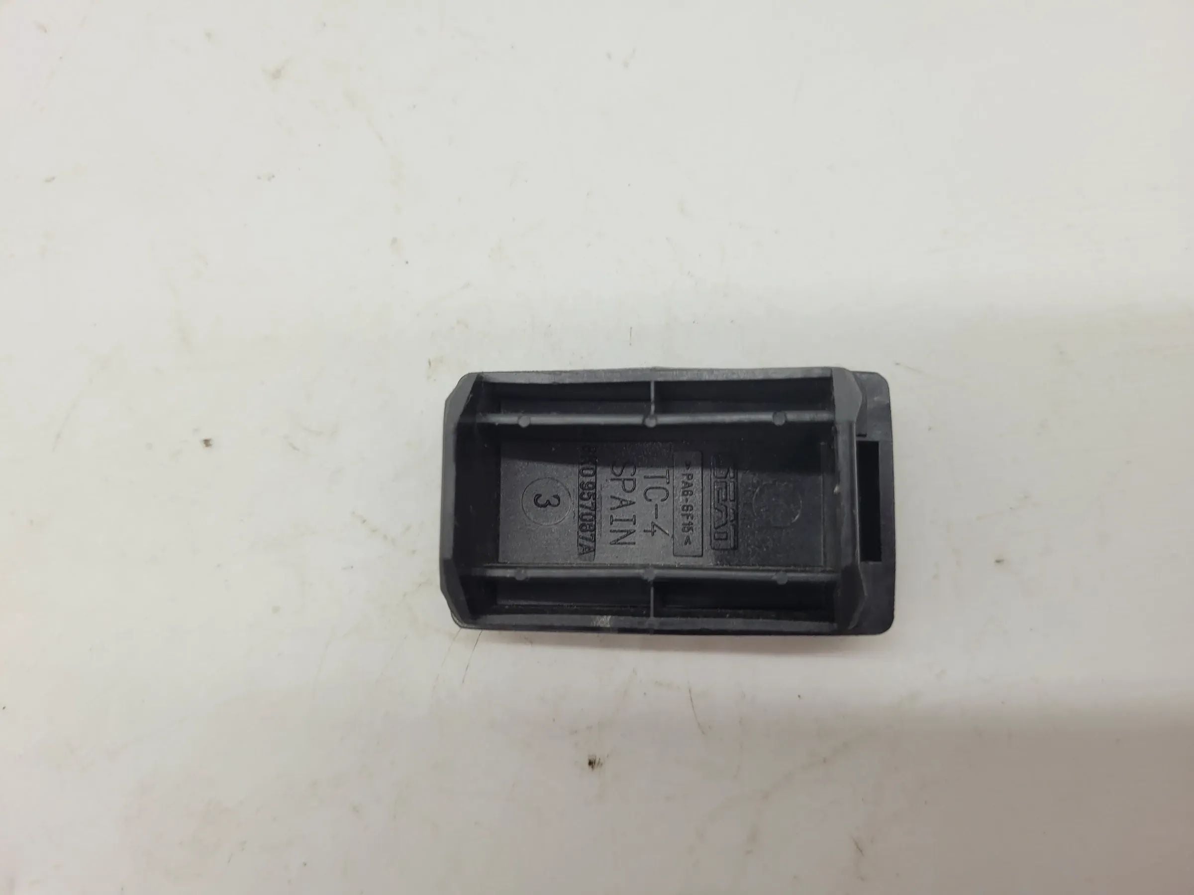 Seat Cordoba (6K1/6K2) Leertaste Blindknopf Armaturenbrett 6K0957067A Original
