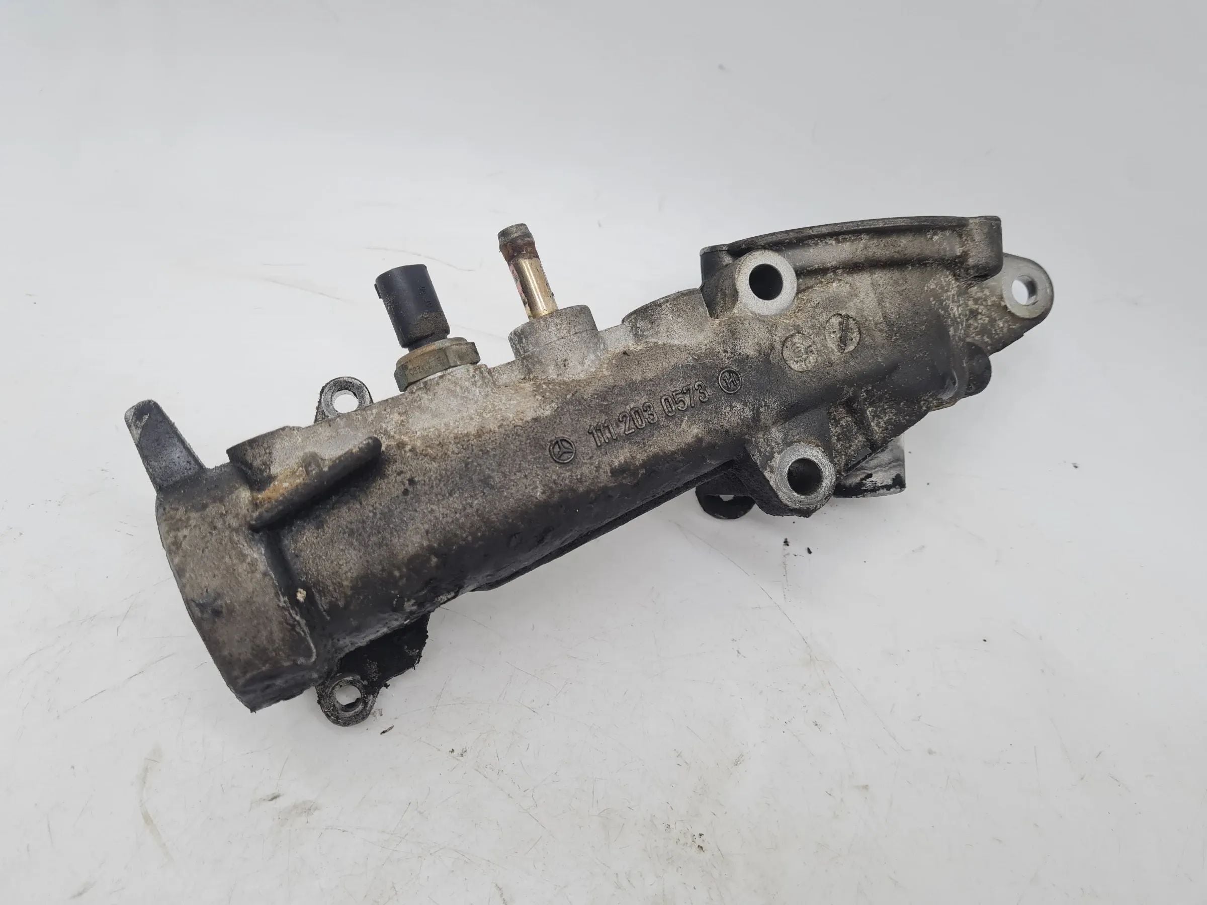 Carcaça do Termostato Original Mercedes Classe C CL203 M111.951 A1112030573