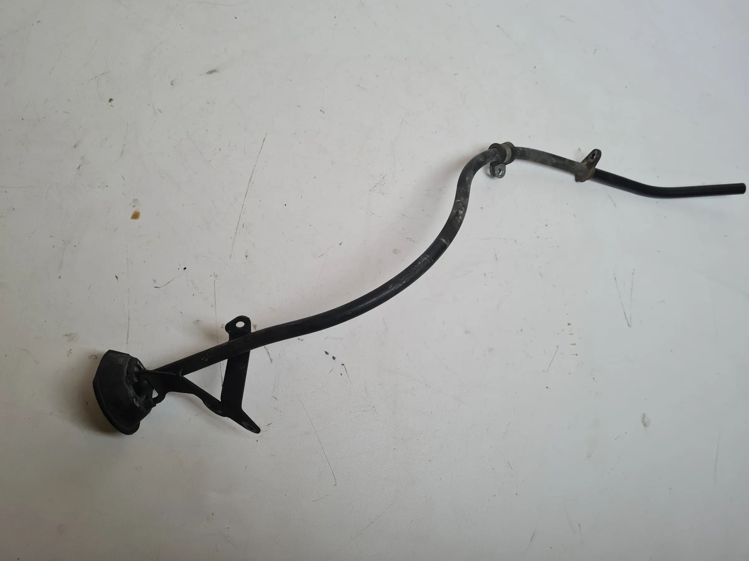 ท่อคู่มือวัดระดับน้ำมันเครื่อง Mercedes C-Klasse CL203 ดั้งเดิม สำหรับ M111.955