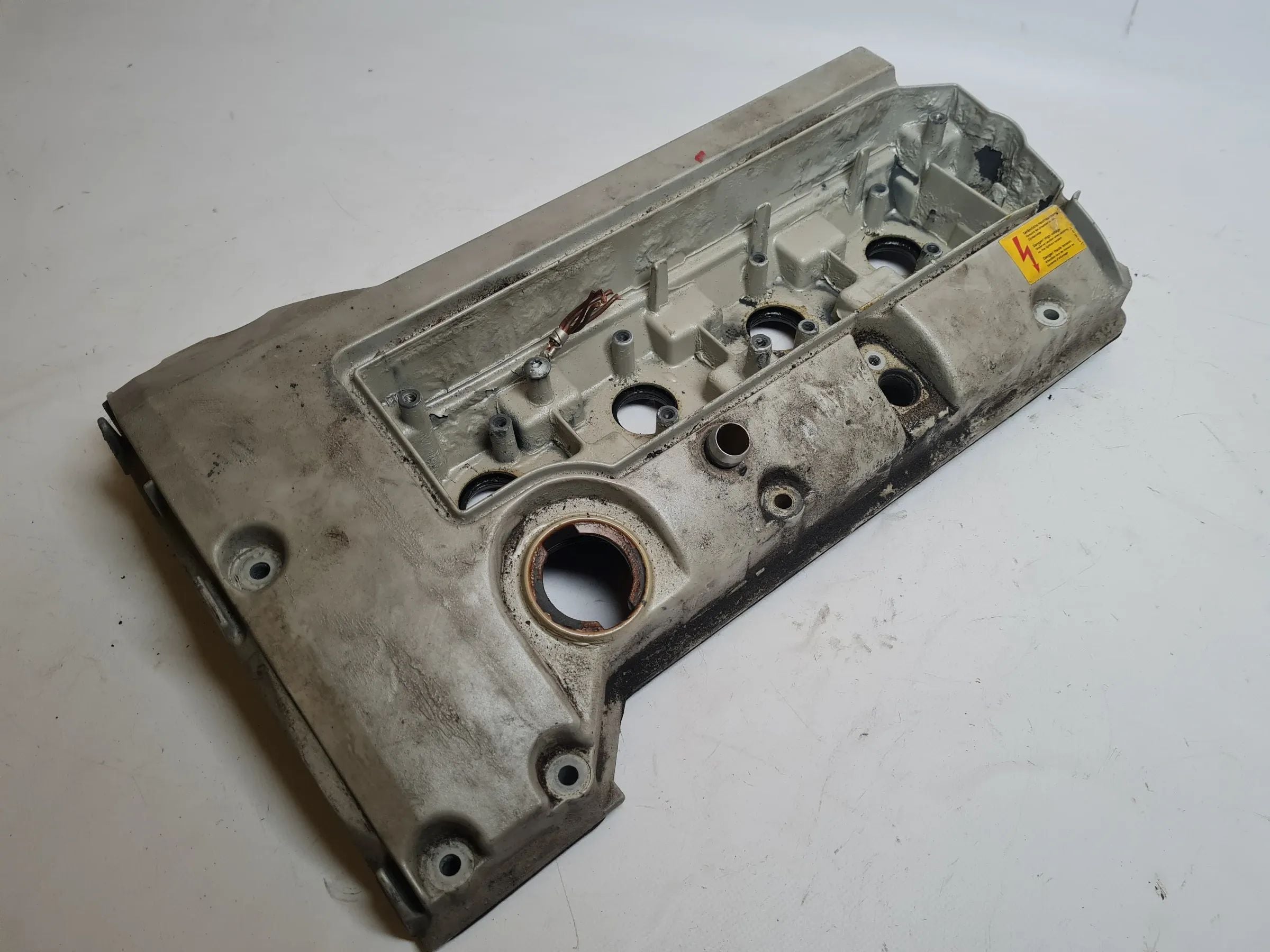ฝาครอบวาล์วเครื่องยนต์ Mercedes C-Klasse CL203 ของแท้, A1110101730