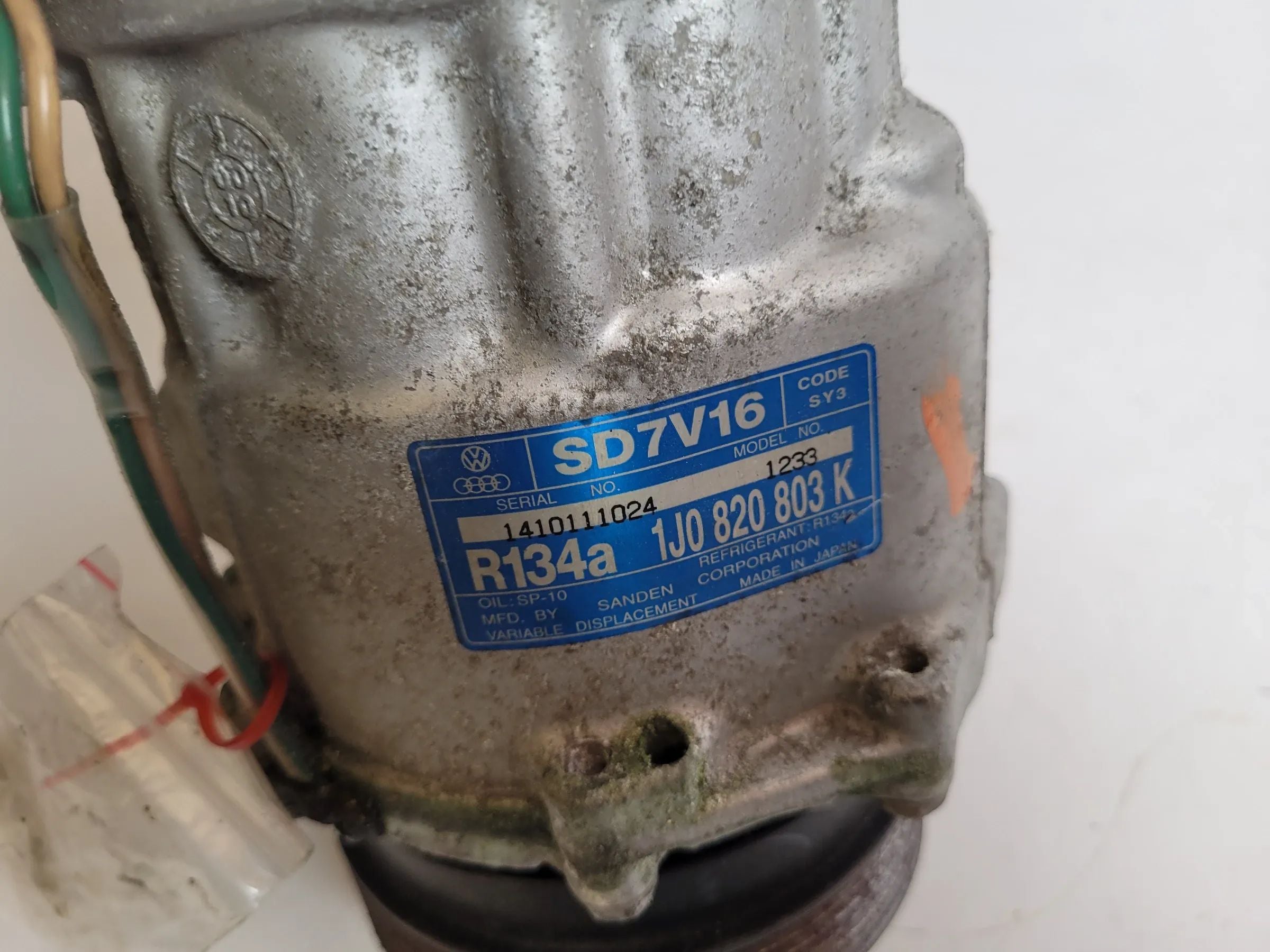 Original VW Golf IV 1J Klimakompressor 1J0820803K