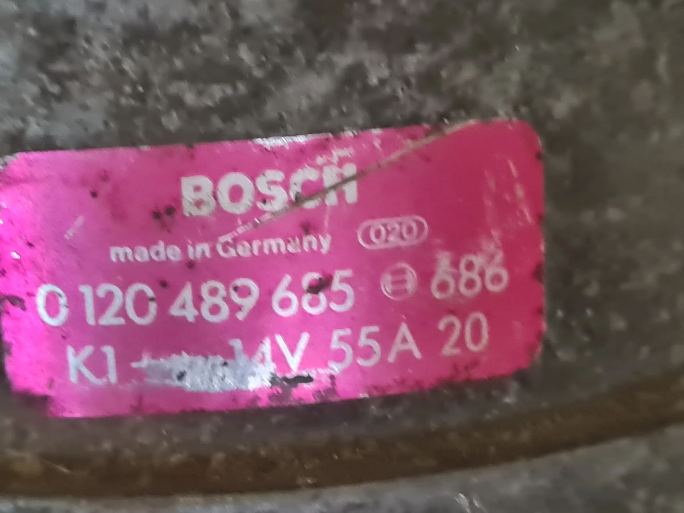 Original Bosch Lichtmaschine Generator Oldtimer 0120489605 / 0192052004