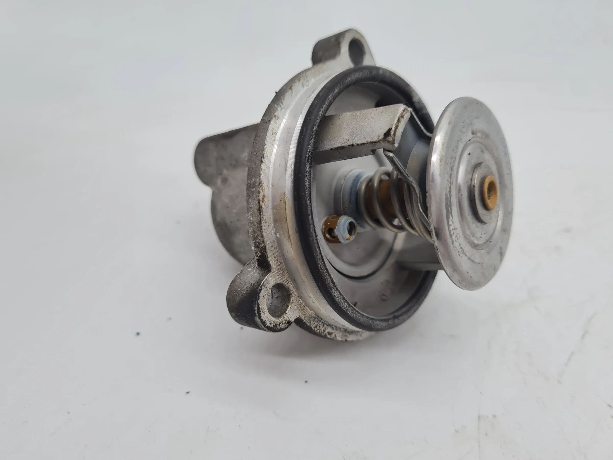เทอร์โมสตัทแท้ Mercedes C-Klasse CL203 M111.951 A1112031075