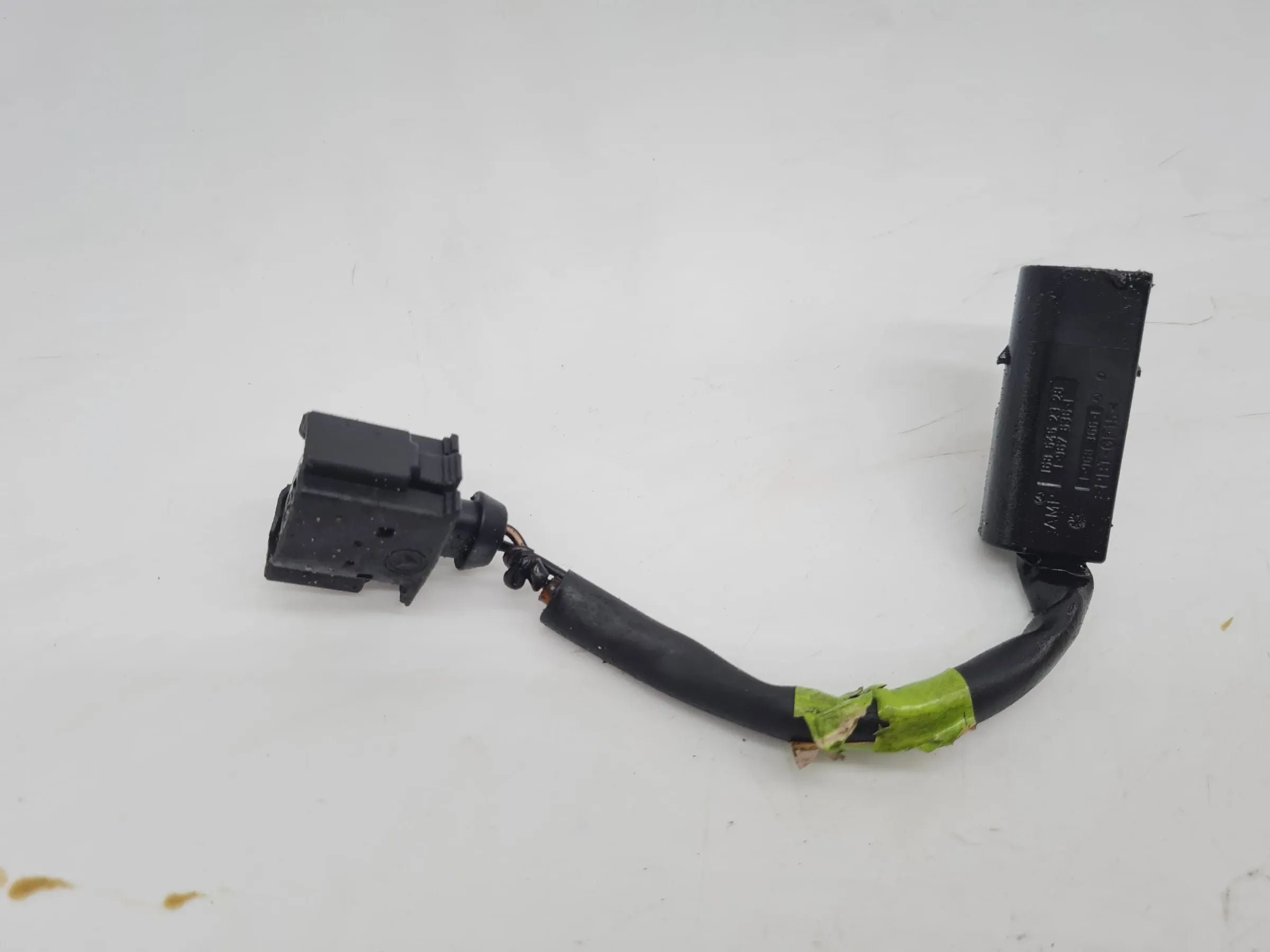 สายหยุดน้ำมันแท้ Mercedes C-Klasse CL203 A1685452328