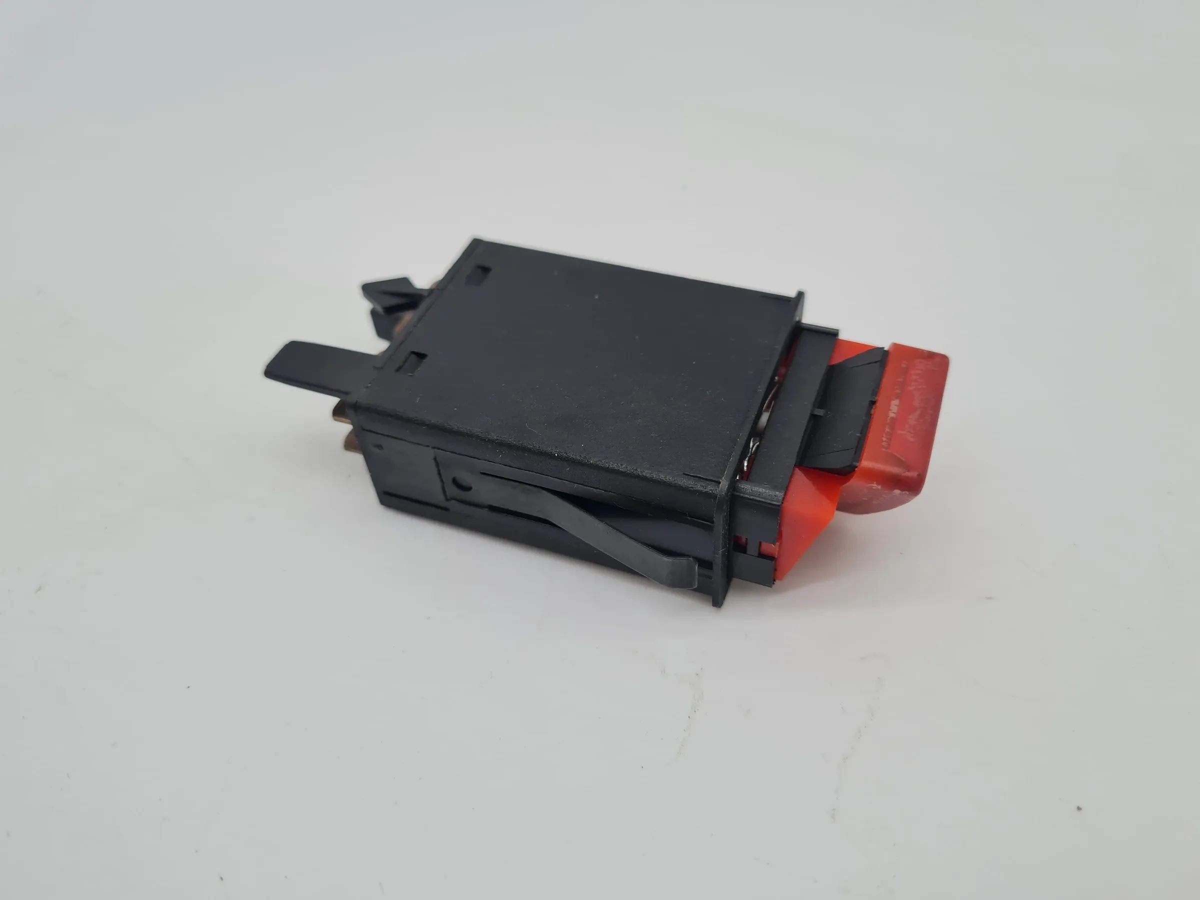 Original Audi A6 (4B2/4B4) Warnblinkschalter Warnblinker 4b0941509F