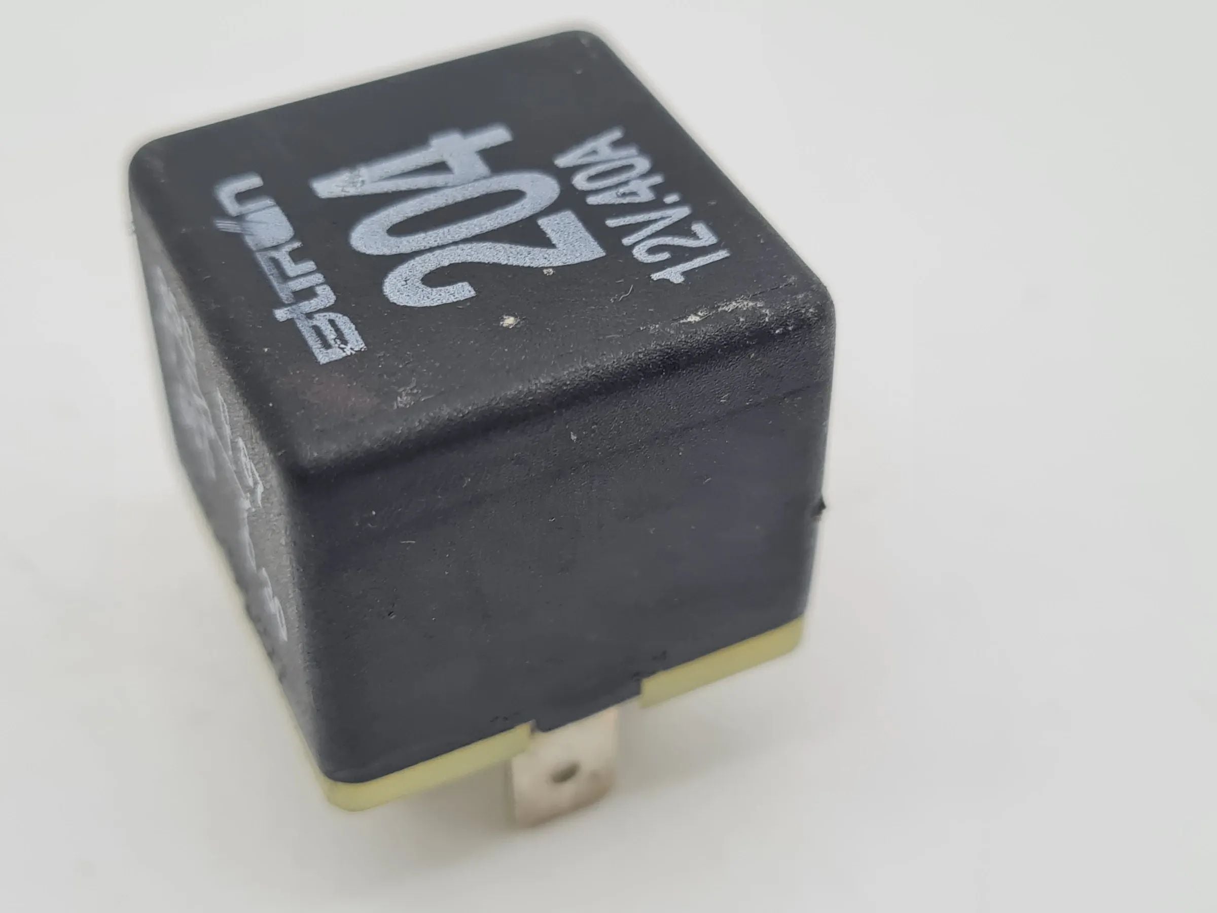 Original Audi A6 (4B2/4B4) Relais Multifunktionsrelais 431951253H