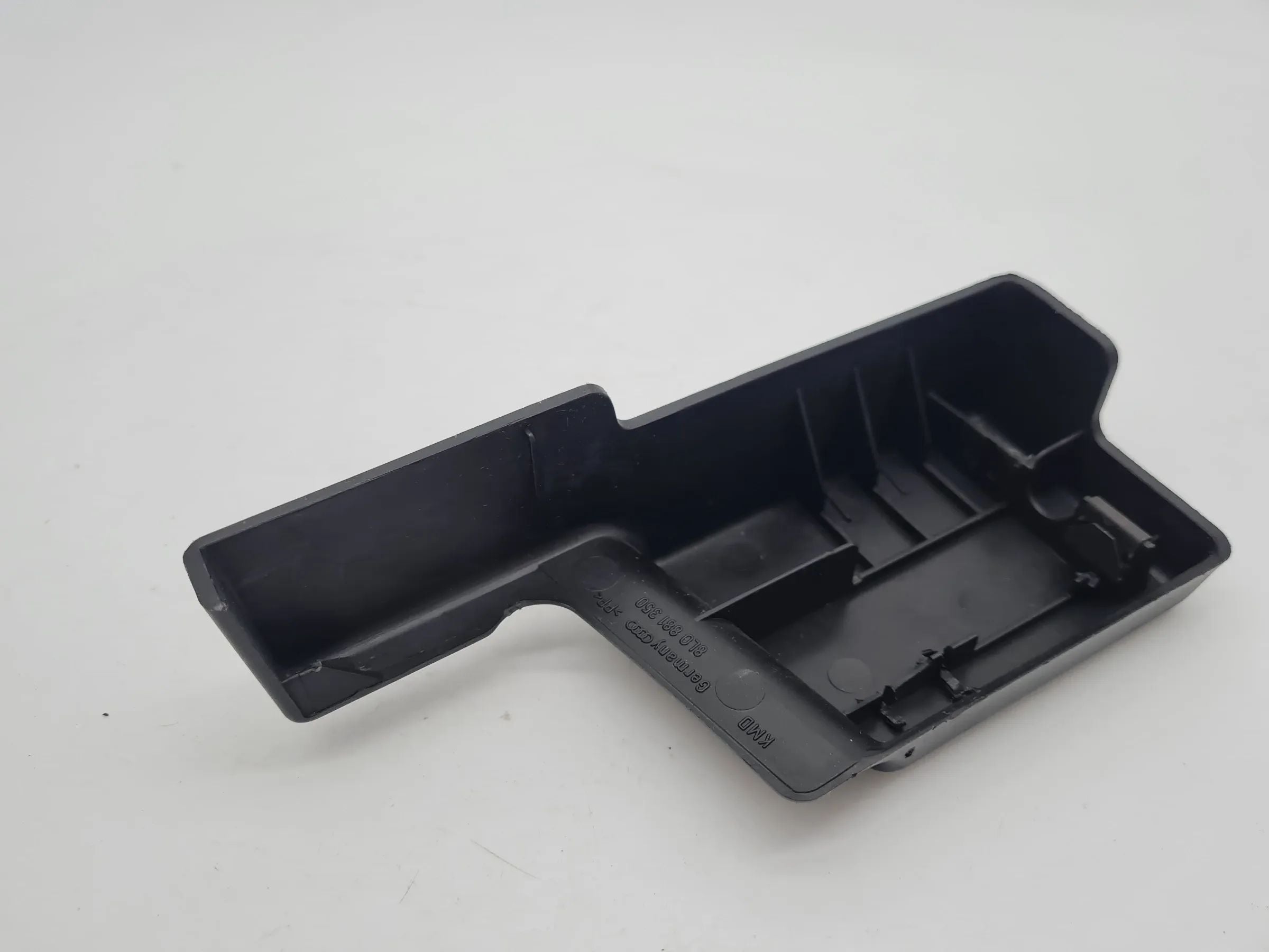 Original Audi A6 (4B2/4B4) Führungsschiene SItz Blende Rechts Vorne 8L0881350
