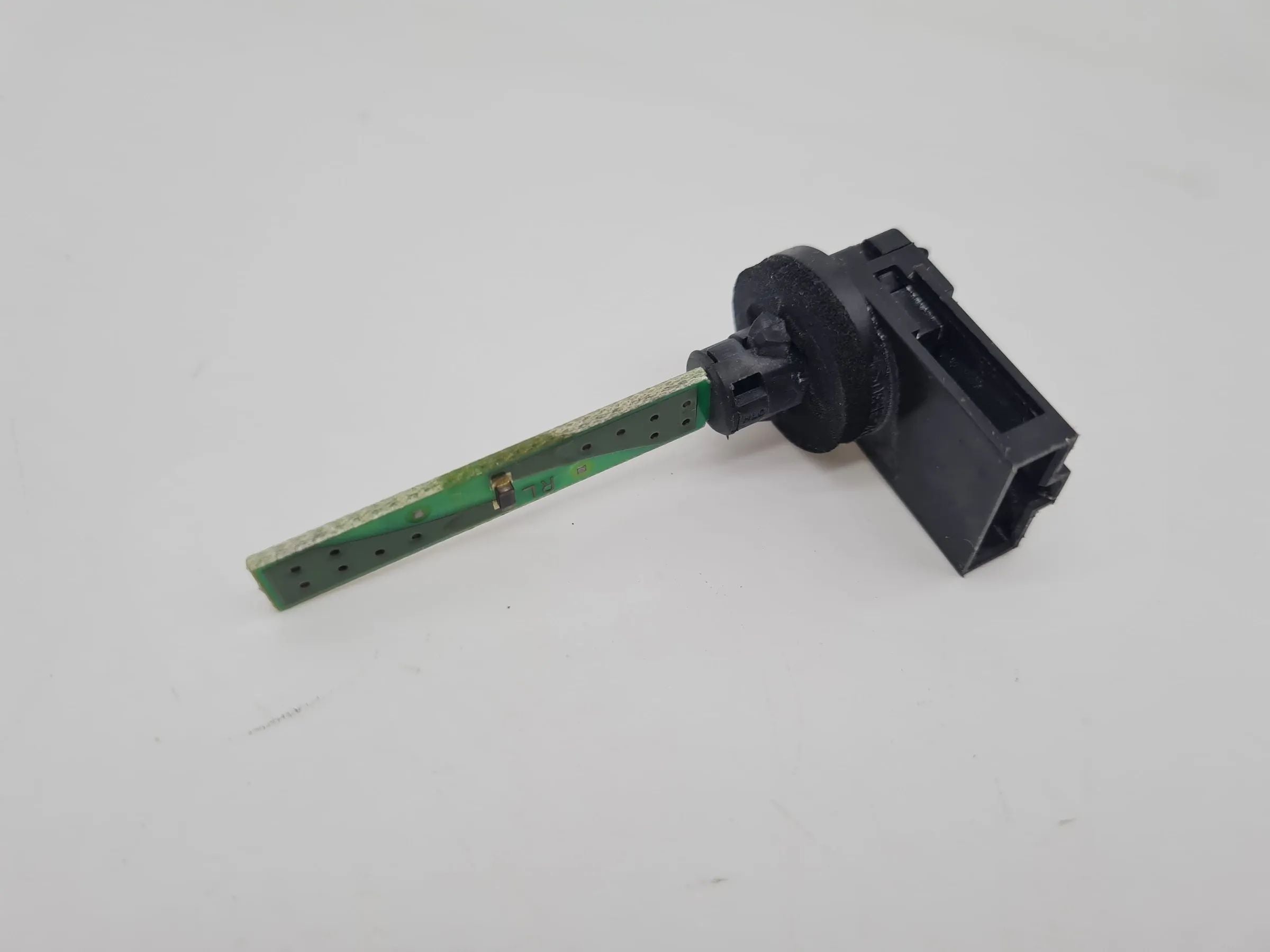 Original Audi A4 (8E/B6/B7) Temperatur Fühler Sensor, 4B0820539