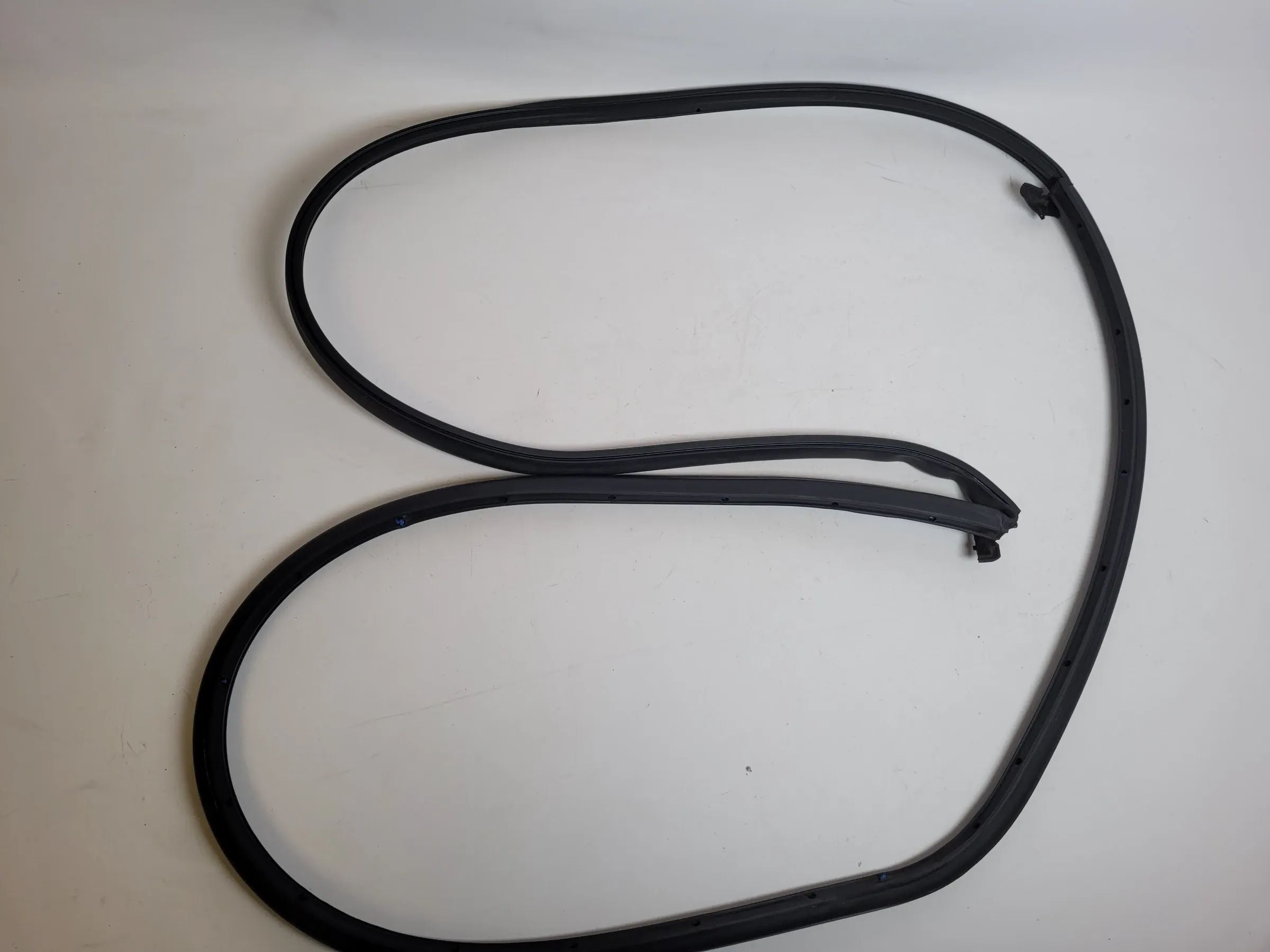 Original Audi A4 (8E/B6/B7) Türdichtung Dichtung Gummi Links Hinten 8E0839911J