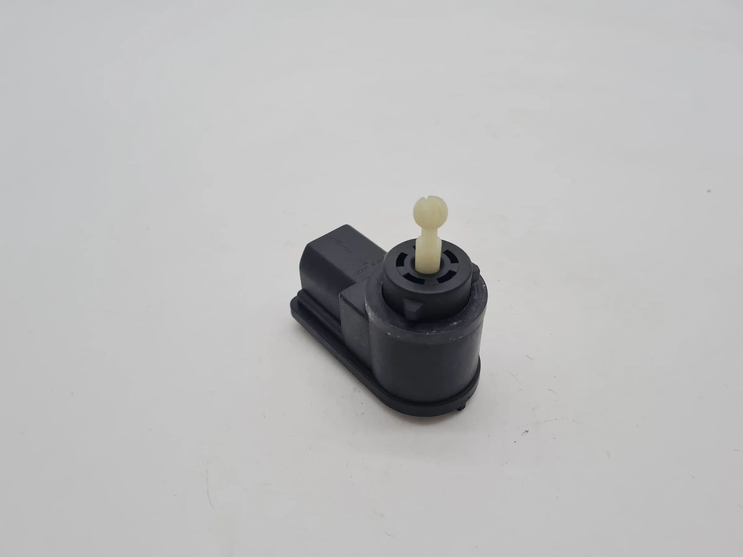 Original VW/Audi/Seat Golf/Passat etc. Scheinwerfer Stellmotor LWR 6X0941295D