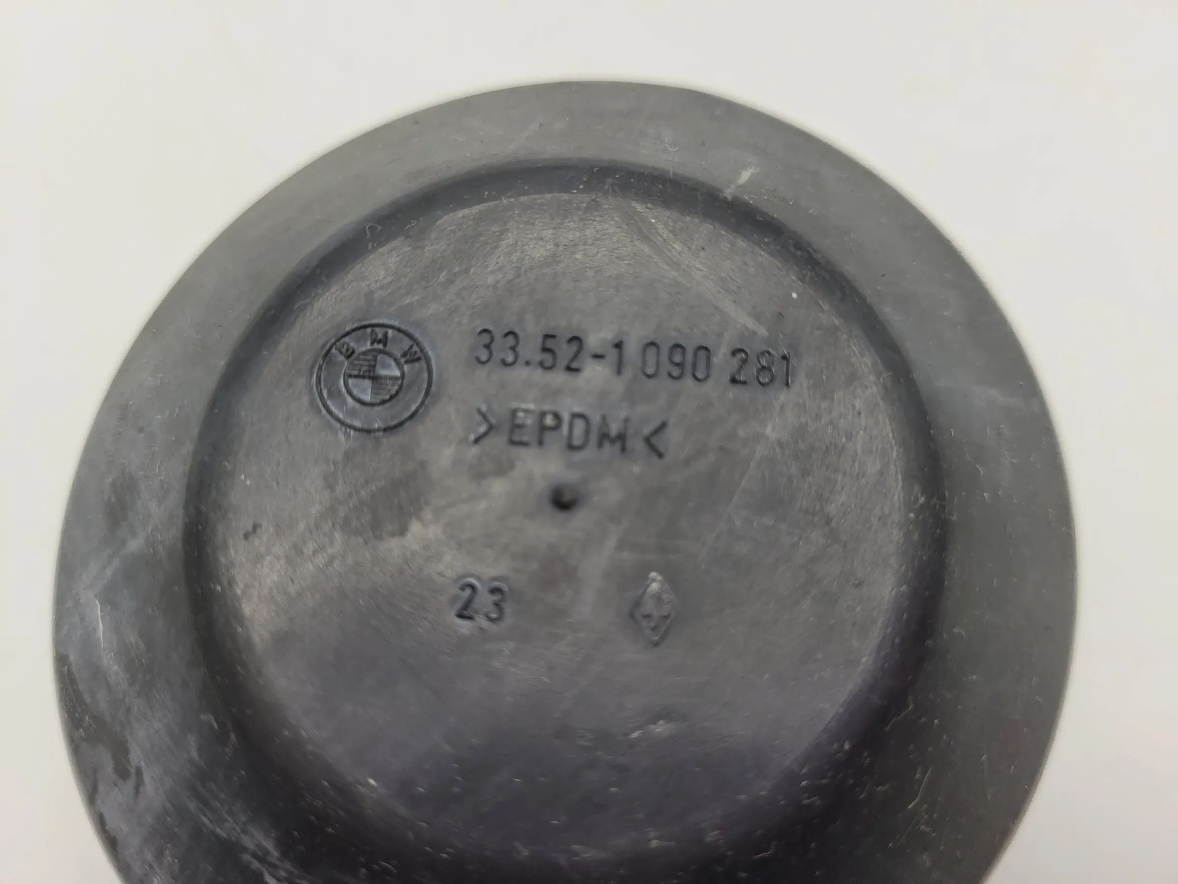 Original BMW 5er (E39) Schutzkappe Stoßdämpfer Deckel 33.52-1090281