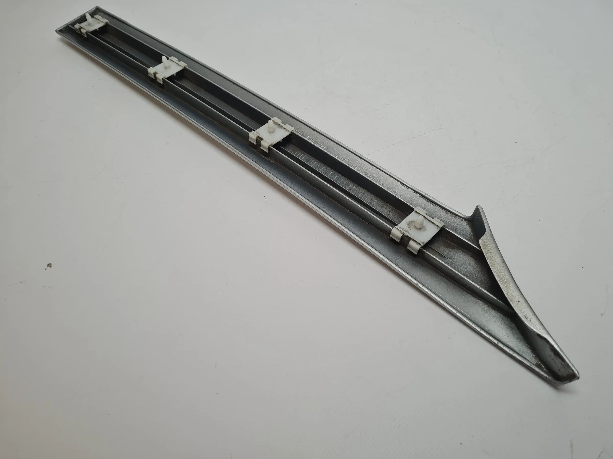 Original Mercedes-Benz C-Klasse (W203) Zierleiste Links Hinten A2036900762