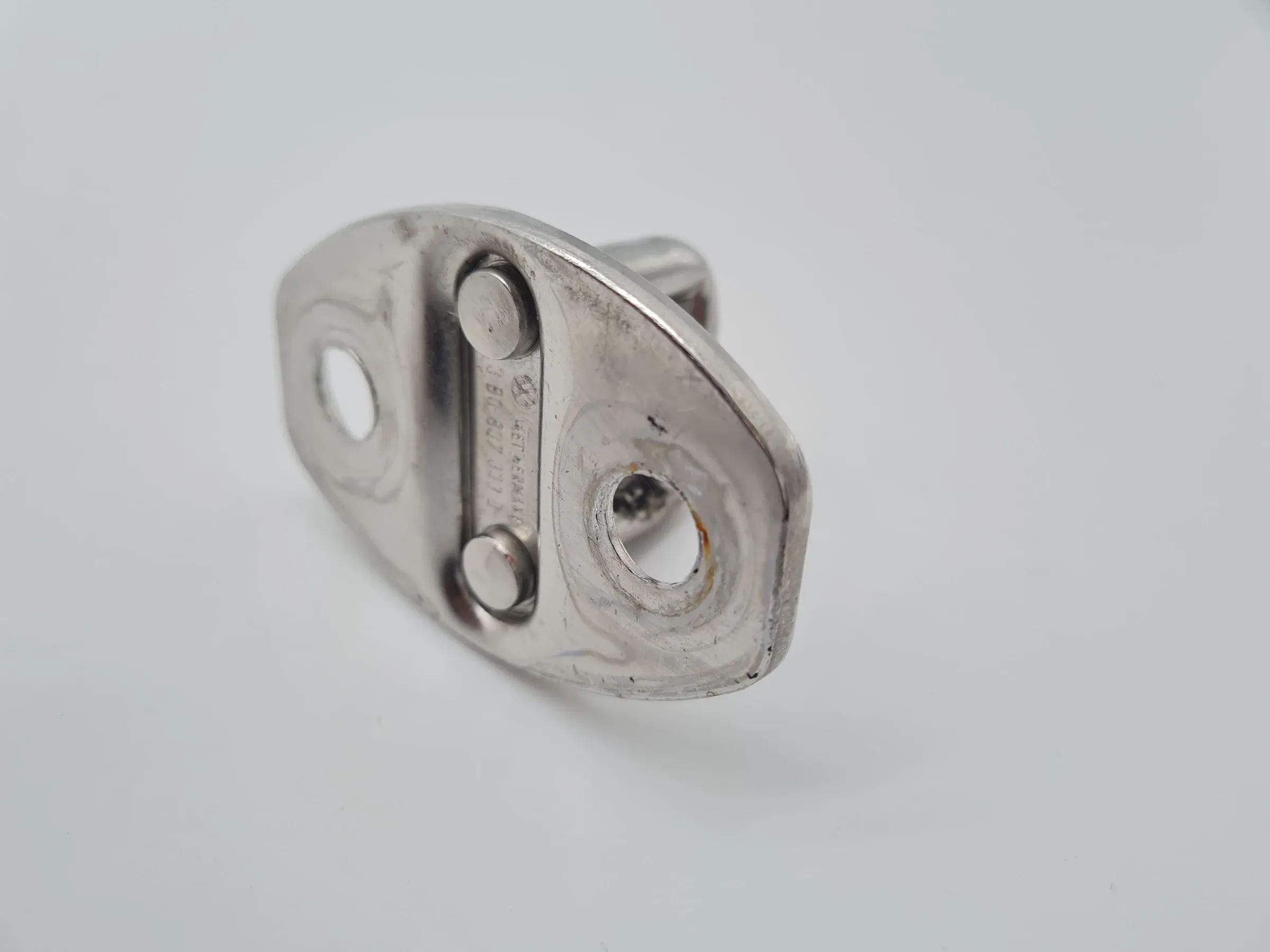 Original Audi A6 (4B2/4B4) Fanghaken Türschließkeil L/R 3B0837033D