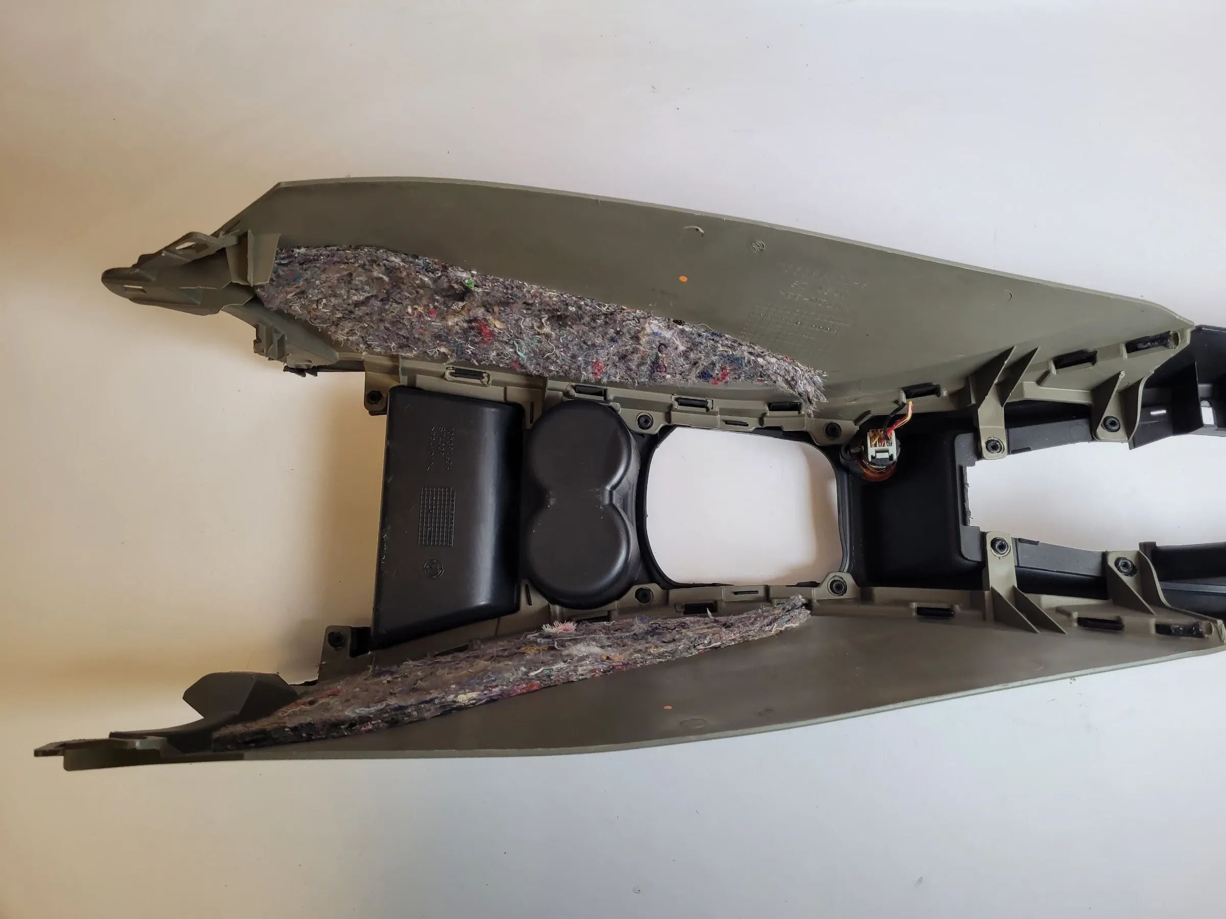 Original Fiat Punto Grande (199) Verkleidung Mittelkonsole 735394636