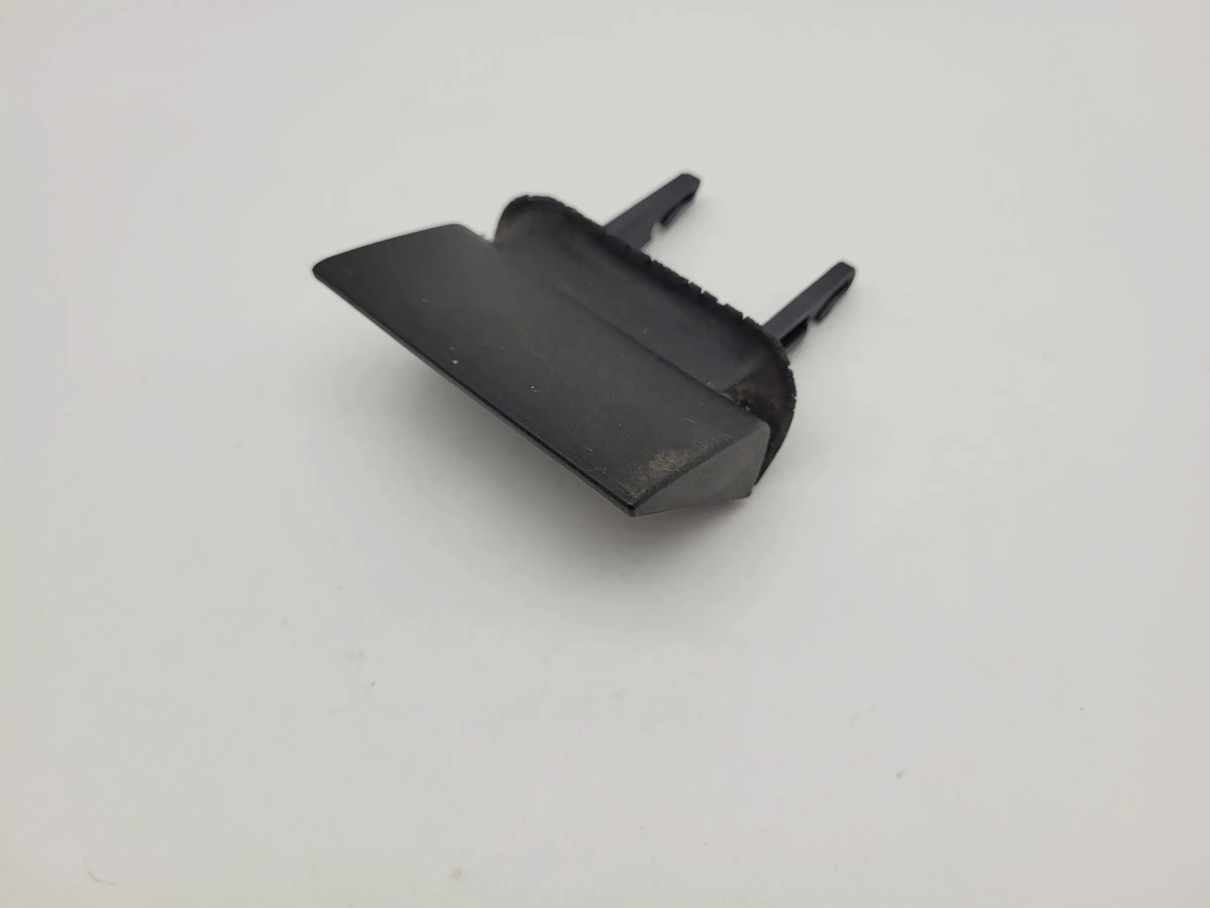 Original Audi A6 (4B2/4B4) Heckklappengriff 4B0827777A