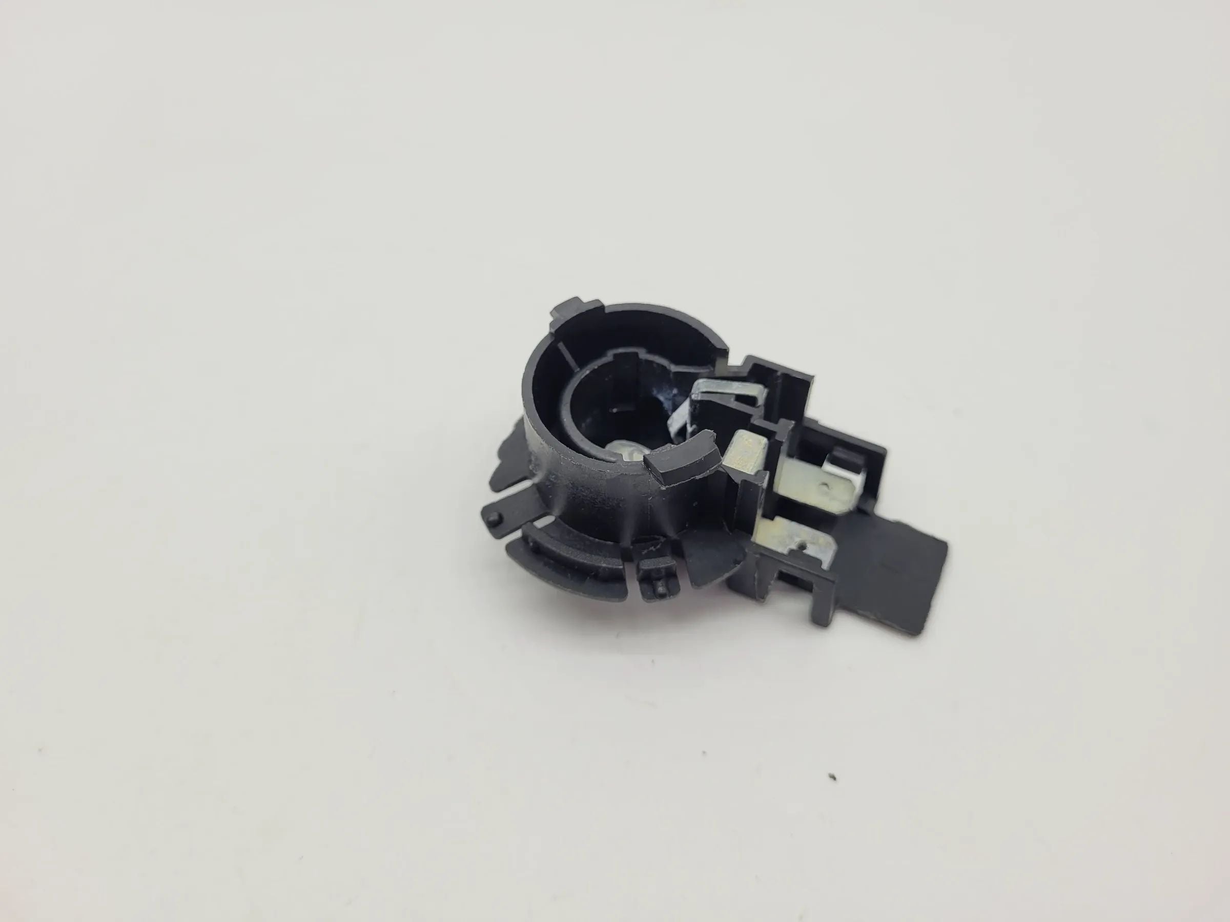 Original Audi A6 (4B2/4B4) Lampenfassung 3. Bremsleuchte (4B0945097)