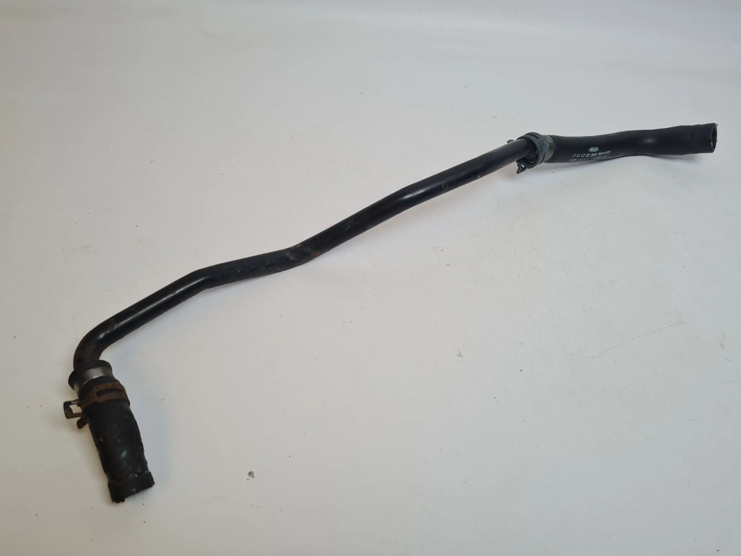 Original Audi A6 (4B2/4B4) 2.4 V6 Kühlerschlauch Kühlwasser 8D0121109E