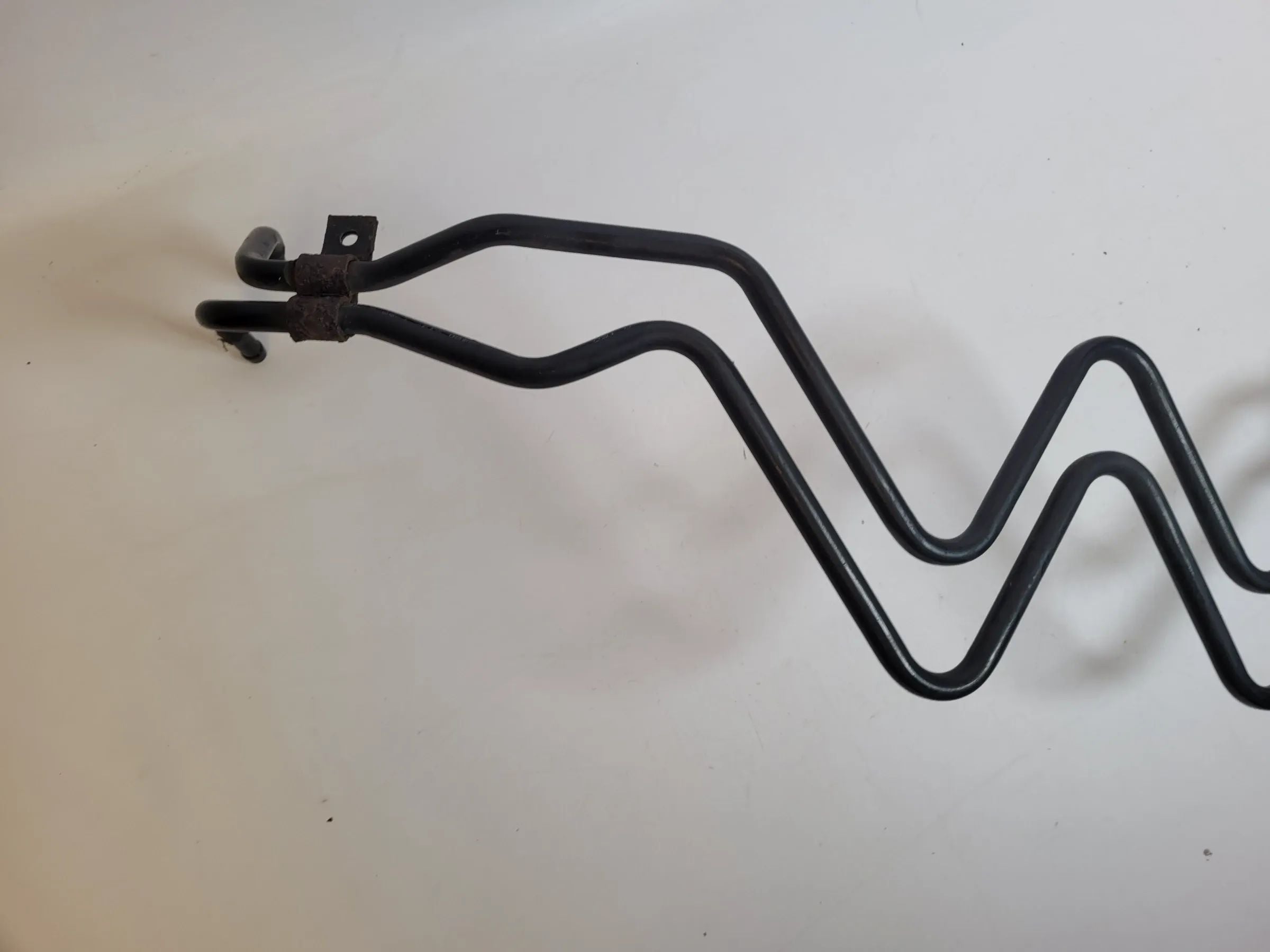 Original Audi A6 (4B2/4B4) 2.4 V6 Ölkühler Kühlleitung Servoölkühler 4B0422885K