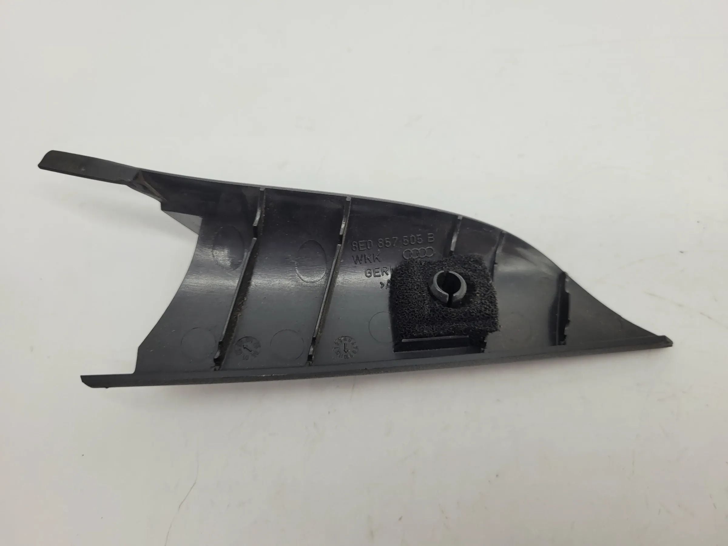 Original Audi A4 (8E/B6/B7) Verkleidung Außenspiegel Links 8E0857505B