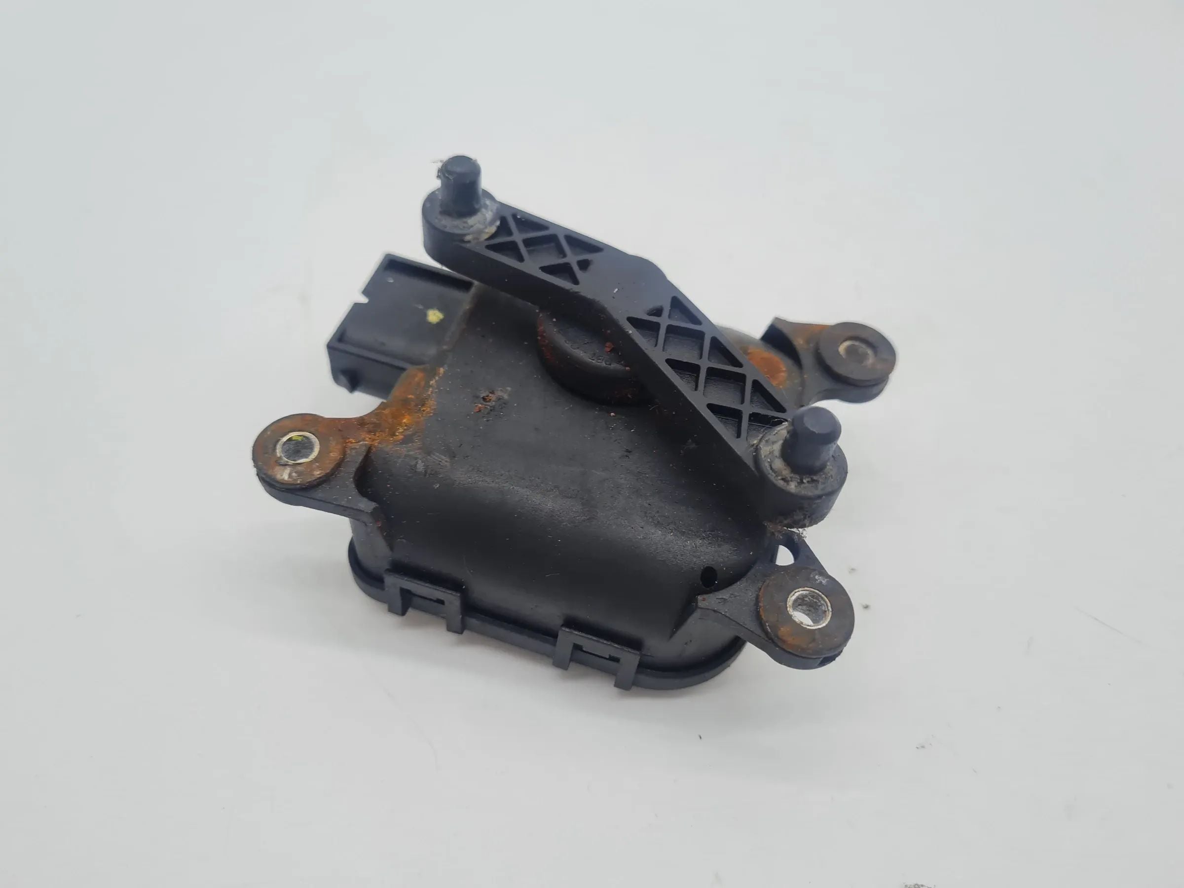 Original Audi A6 (4B2/4B4) Stellmotor Temperaturregelklappe 0132801125