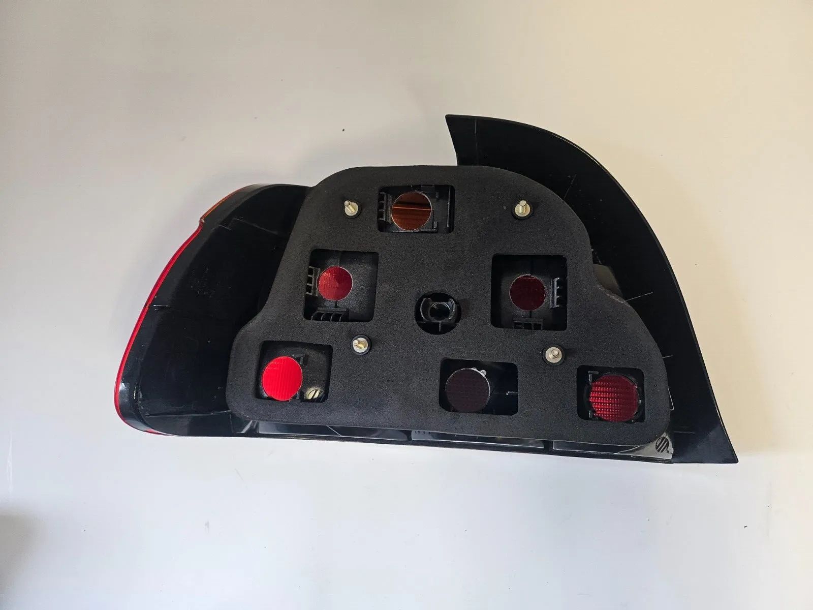 Orijinal BMW 5 Serisi E39 Sağ Arka Stop Lambası 8358032